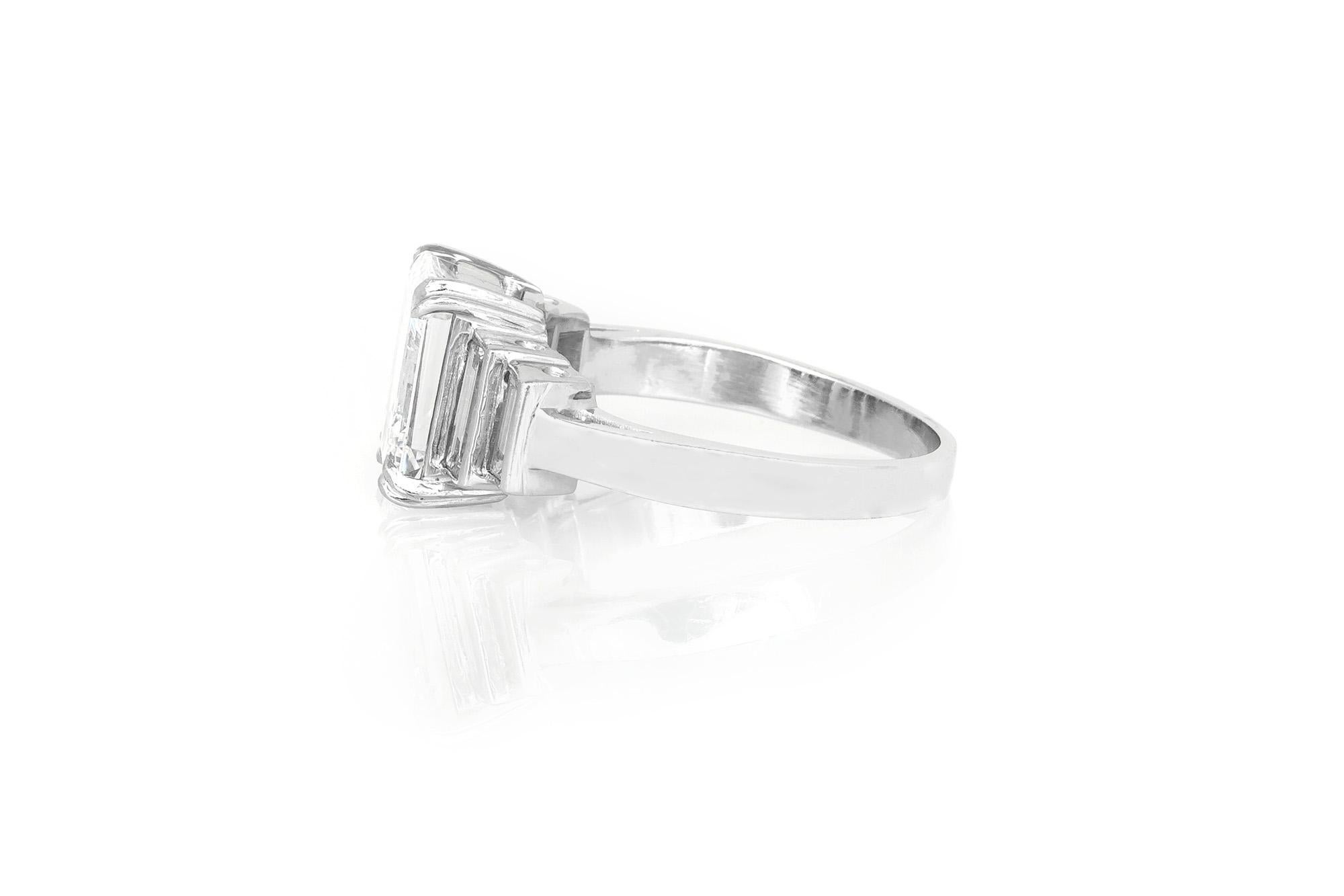 emerald cut with baguette side stones