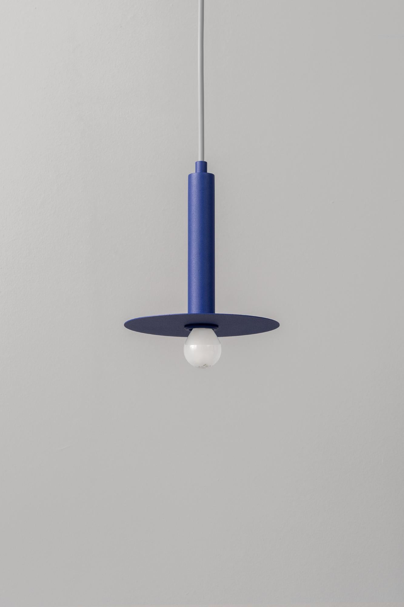 Plate Classic Coral Pendelleuchte von +kouple (Stahl) im Angebot