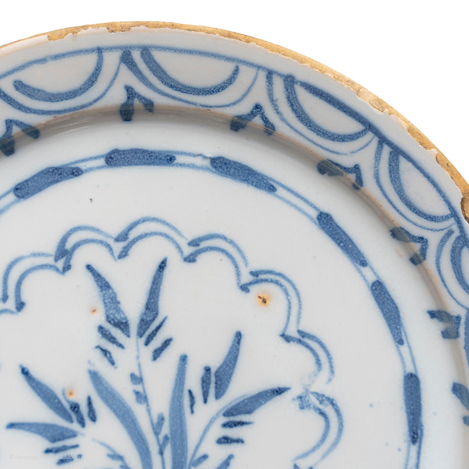 Hand-Painted Plate Delftware, English Small Stylised Floral Spray London, Blue and White For Sale