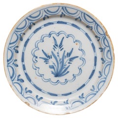 Antique Plate Delftware, English Small Stylised Floral Spray London, Blue and White