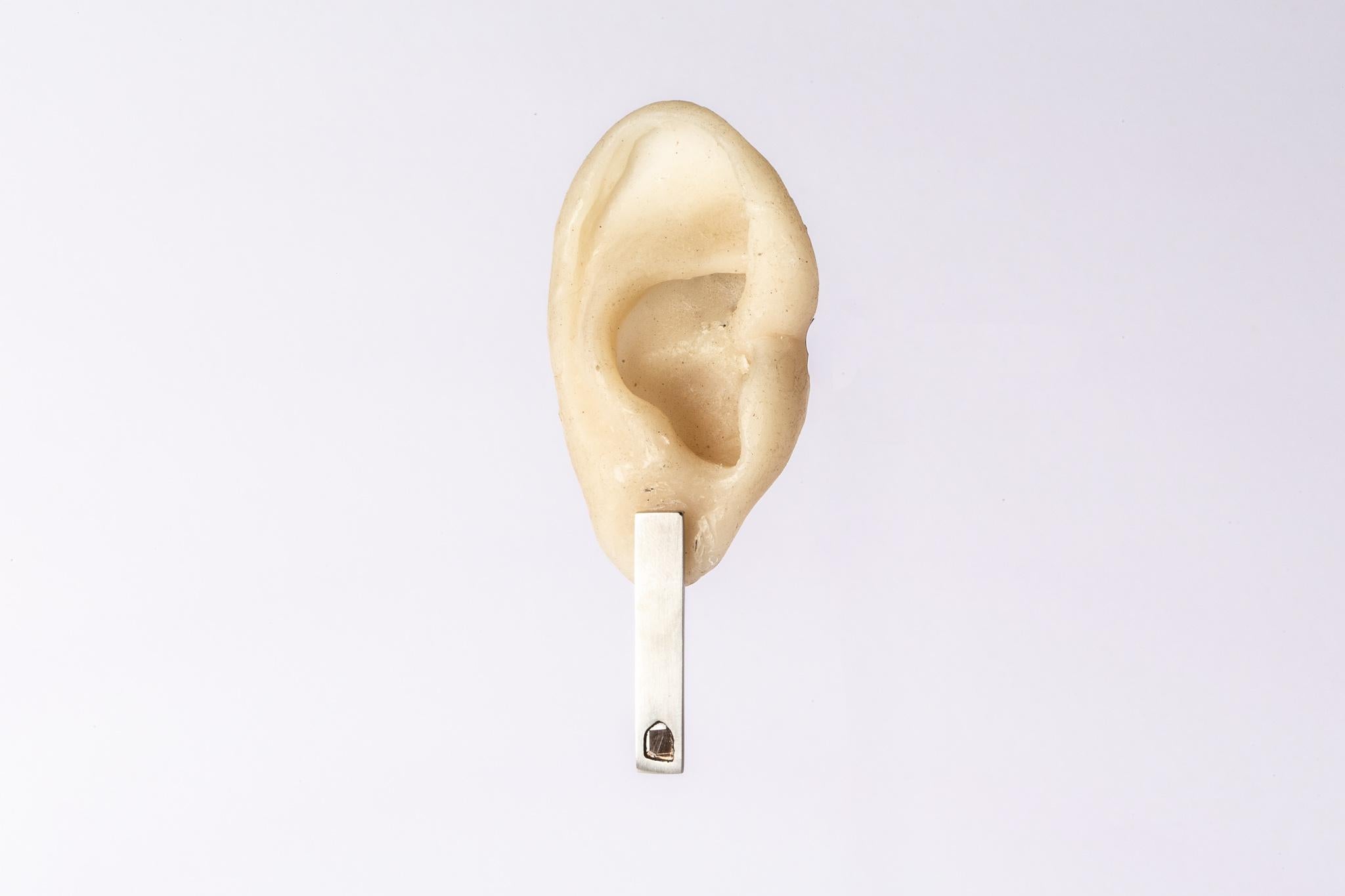 Plate Earring (0.2 CT, Diamond Slab, 34mm, DA+DIA) For Sale 1