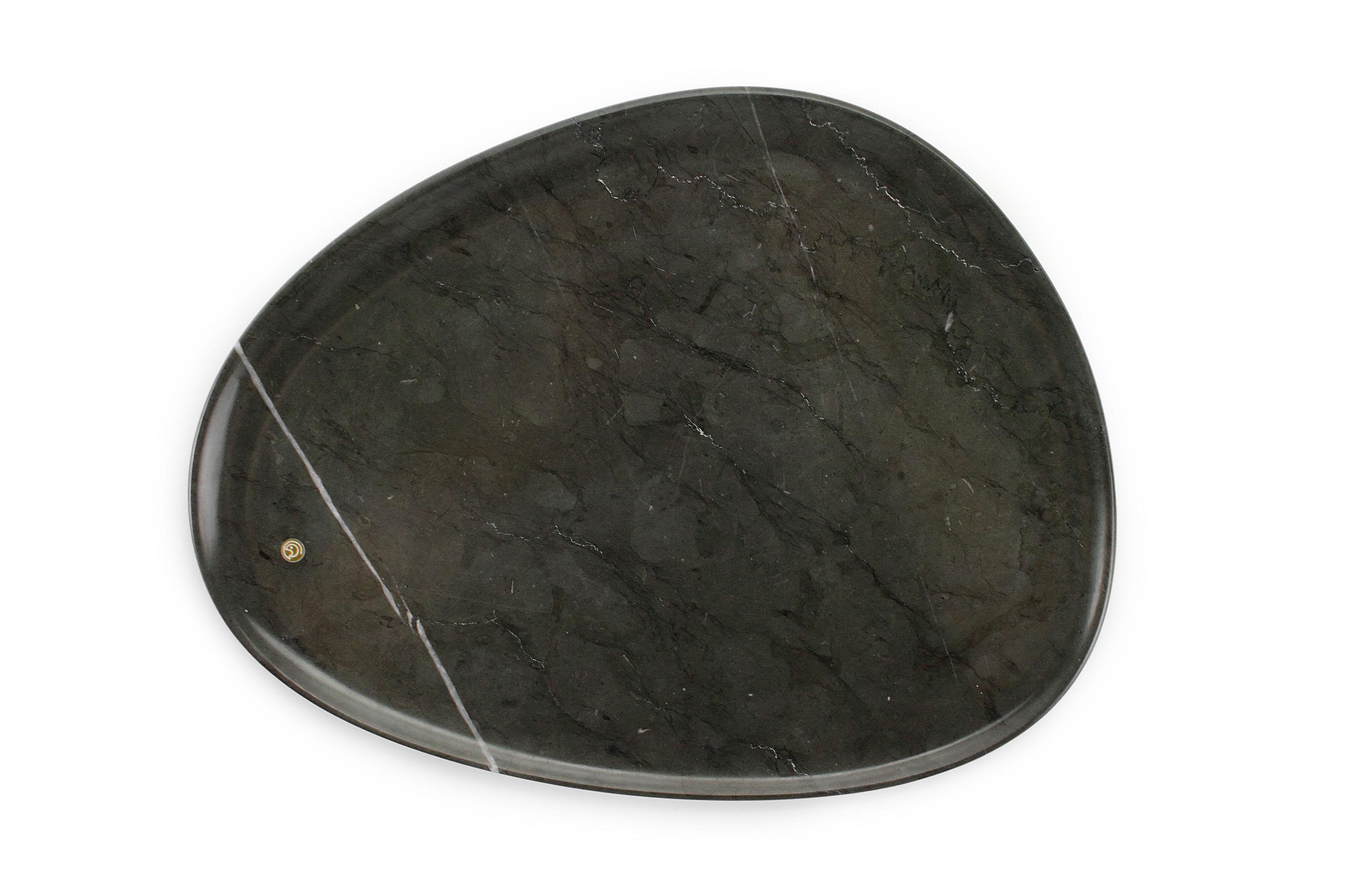 Hand carved presentation plate from grey stone. Multiple use as plates, platters and placers. 

Dimensions: Medium - L30 W28 H1.8 cm, also available: Small - L 24 W 20 H 1.8 cm / Big - L 36 W 35 H 1.8 cm.
Available in different marbles, onyx and