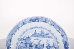 Plate in Chinese Porcelain for Export