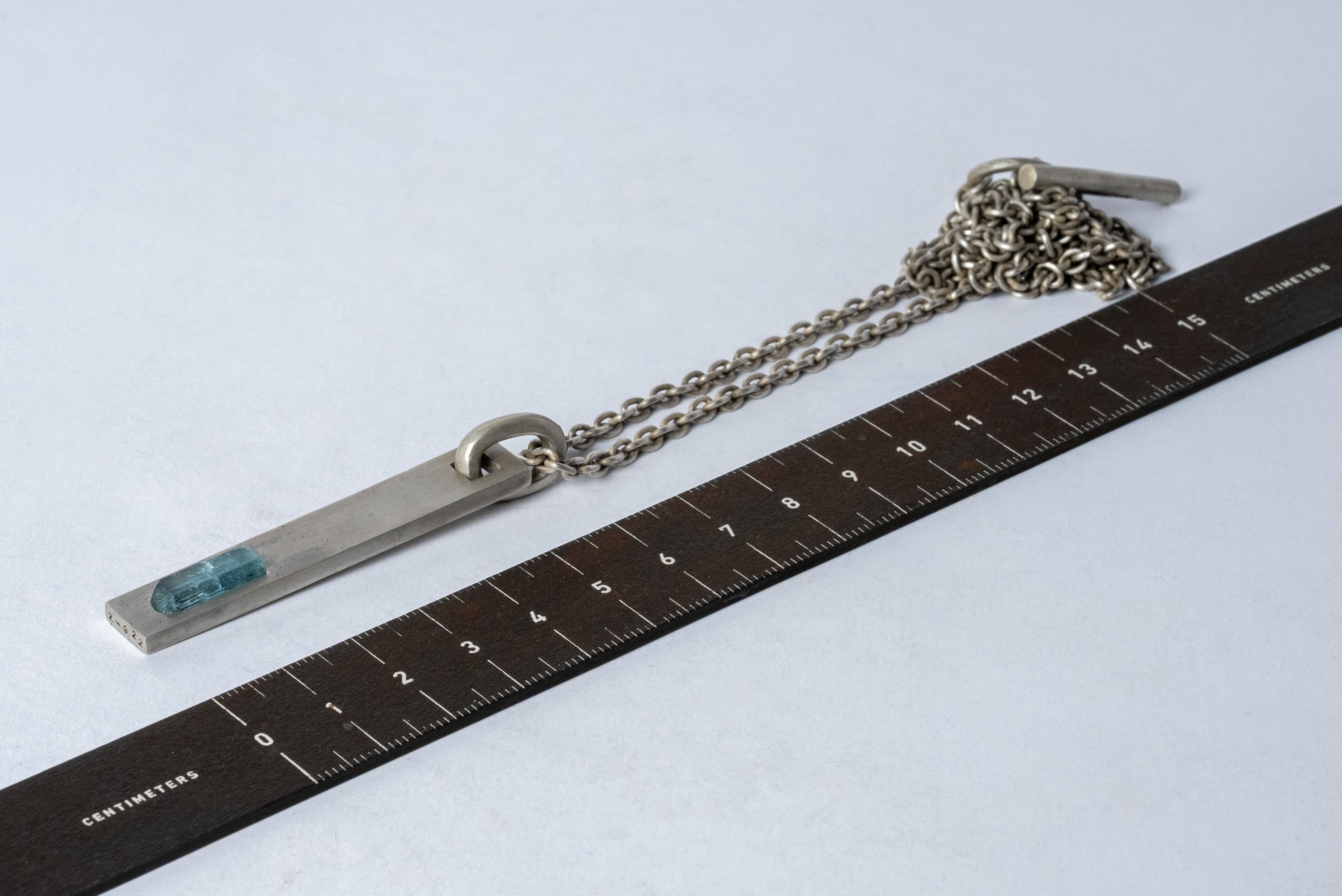 Rough Cut Plate Necklace (Adaptation, Aquamarine, DA+AQU) For Sale