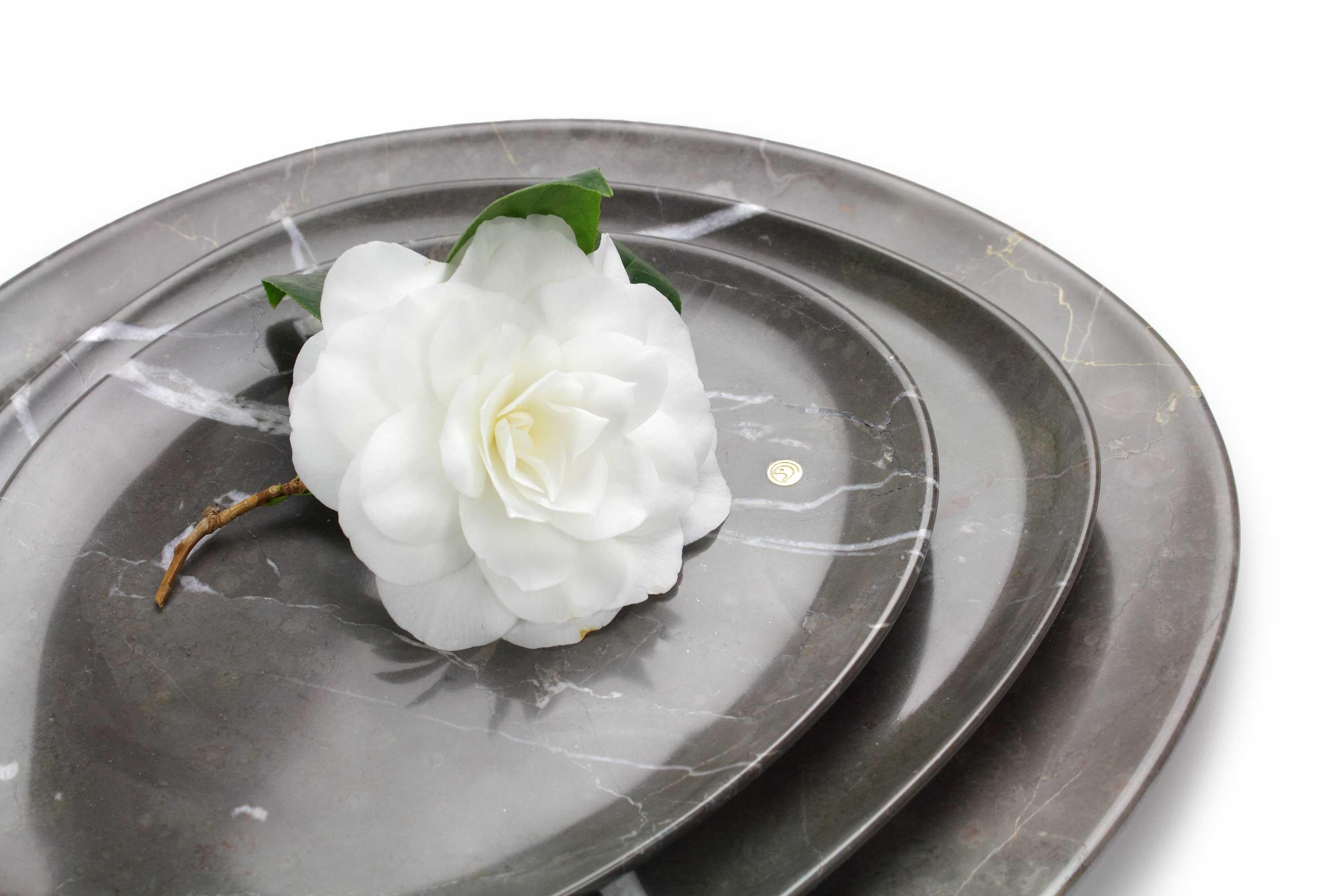 Hand-Carved Plate Platter Serveware Solid Imperial Grey Marble Hand-carved Collectible Italy