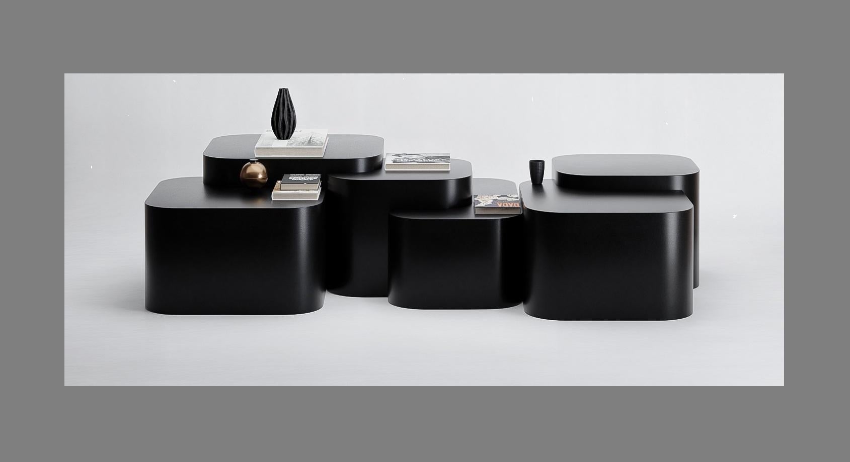 Platea Green Horizon – Coffee Table in Hand-Polished High-Gloss Gradient Lacquer For Sale 1