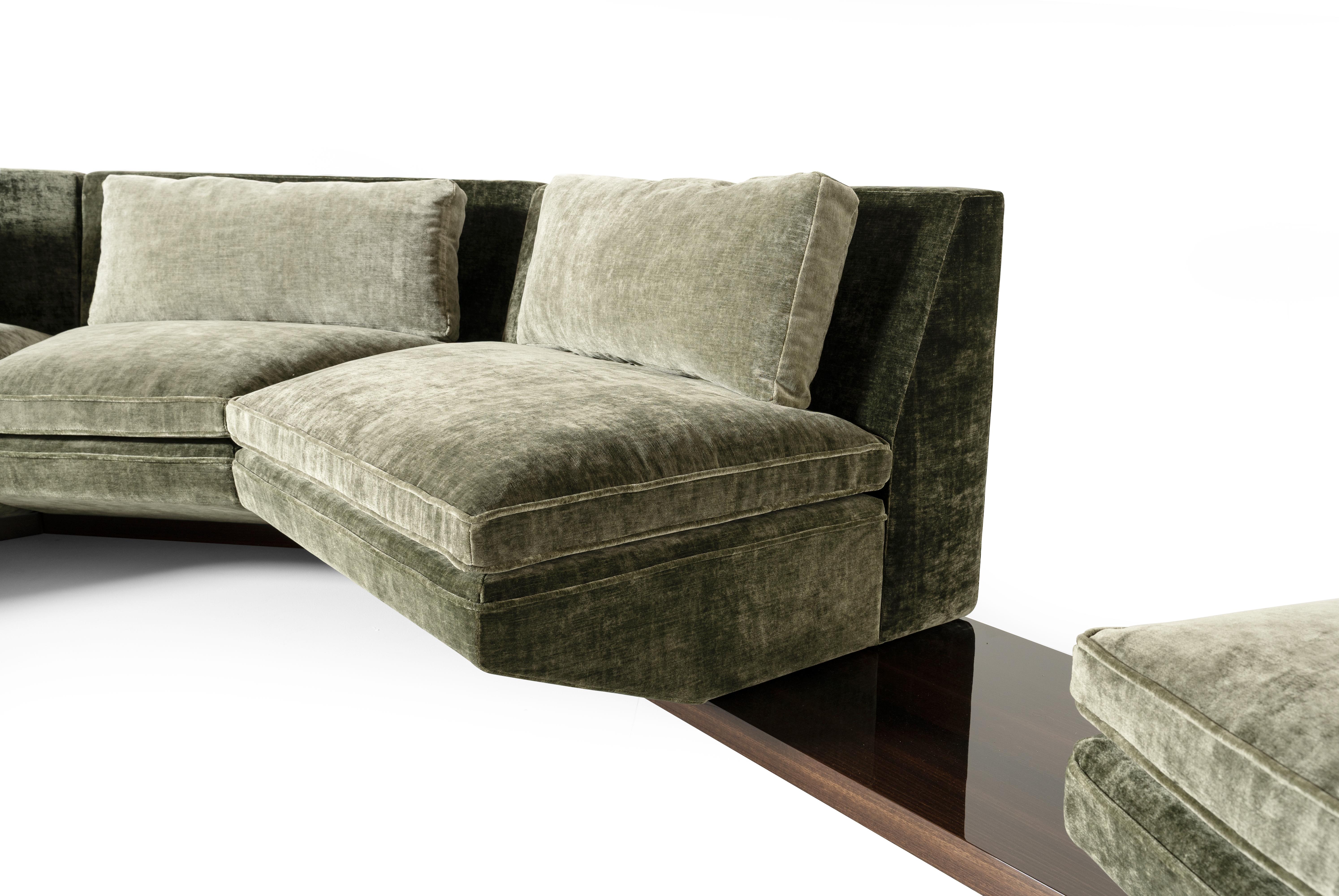 Hand-Crafted PLATEA Modular Angular Composition of Green Velvet Sofa and Revolving Pouf For Sale