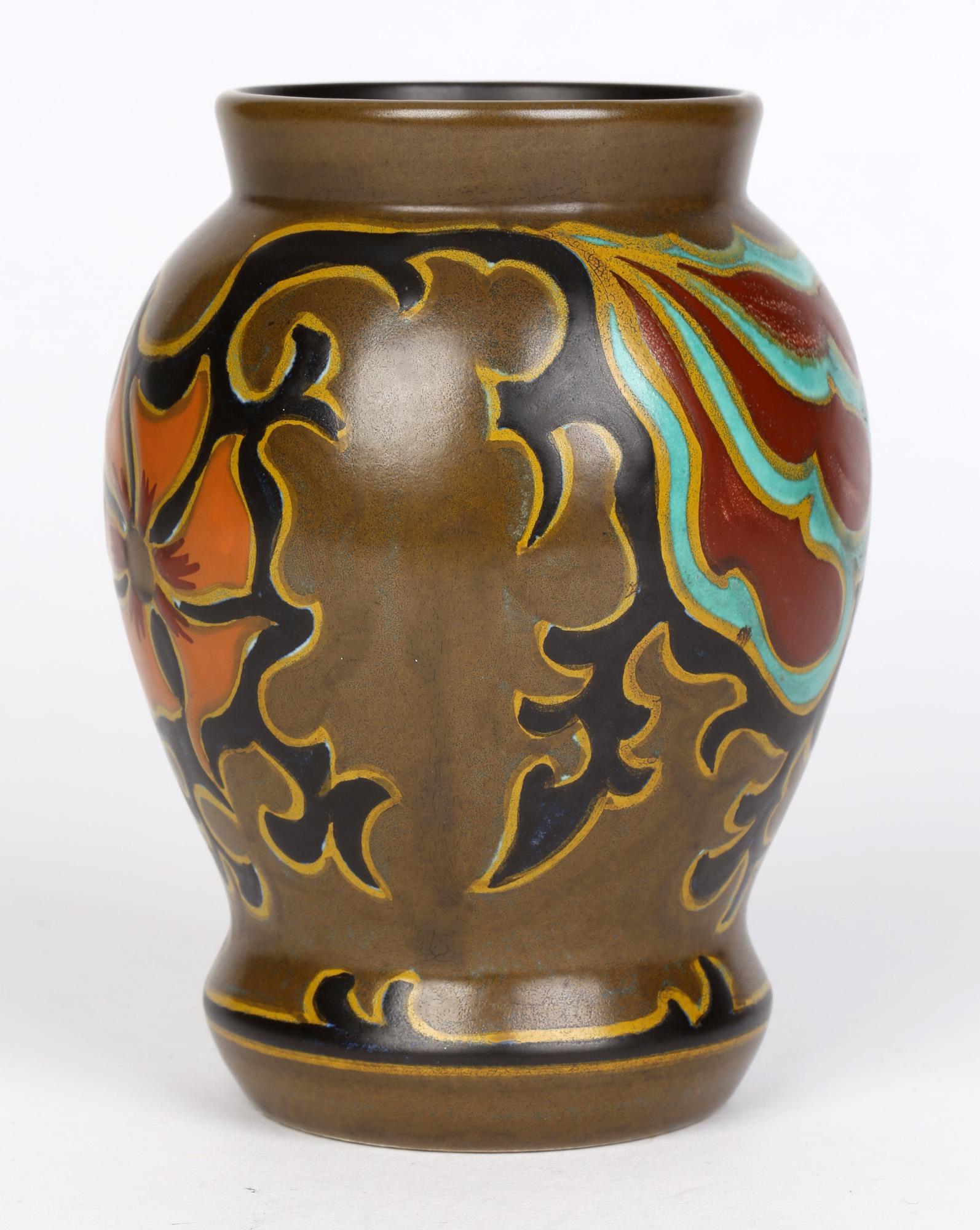 Plateelbakkerij Zuid-Holland 'PZH' Dutch Gouda Art Deco Silvia Pattern Vase For Sale 1