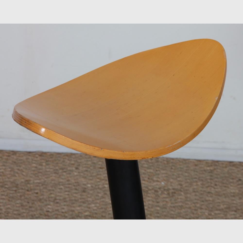Plateforme bar stool by Maurizio Peregalli for Zeus, 1980s In Good Condition For Sale In MONTESSON, FR
