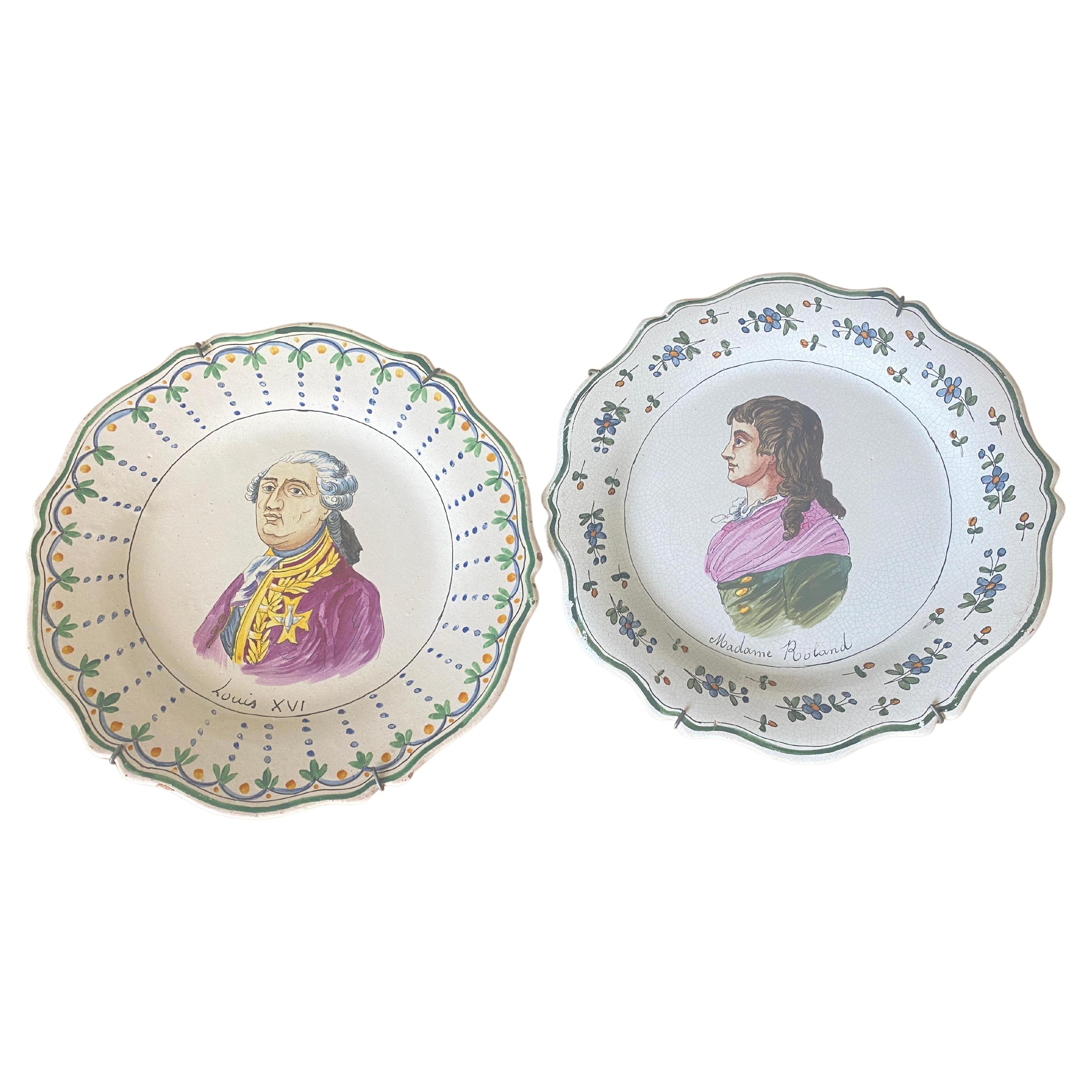 Plates in French Faïence, Pink and Green Color, 20th Century Set of 2