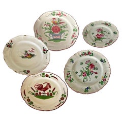 Antique Plates in French Faïence Red and Green Color, 19th Century Set of 5