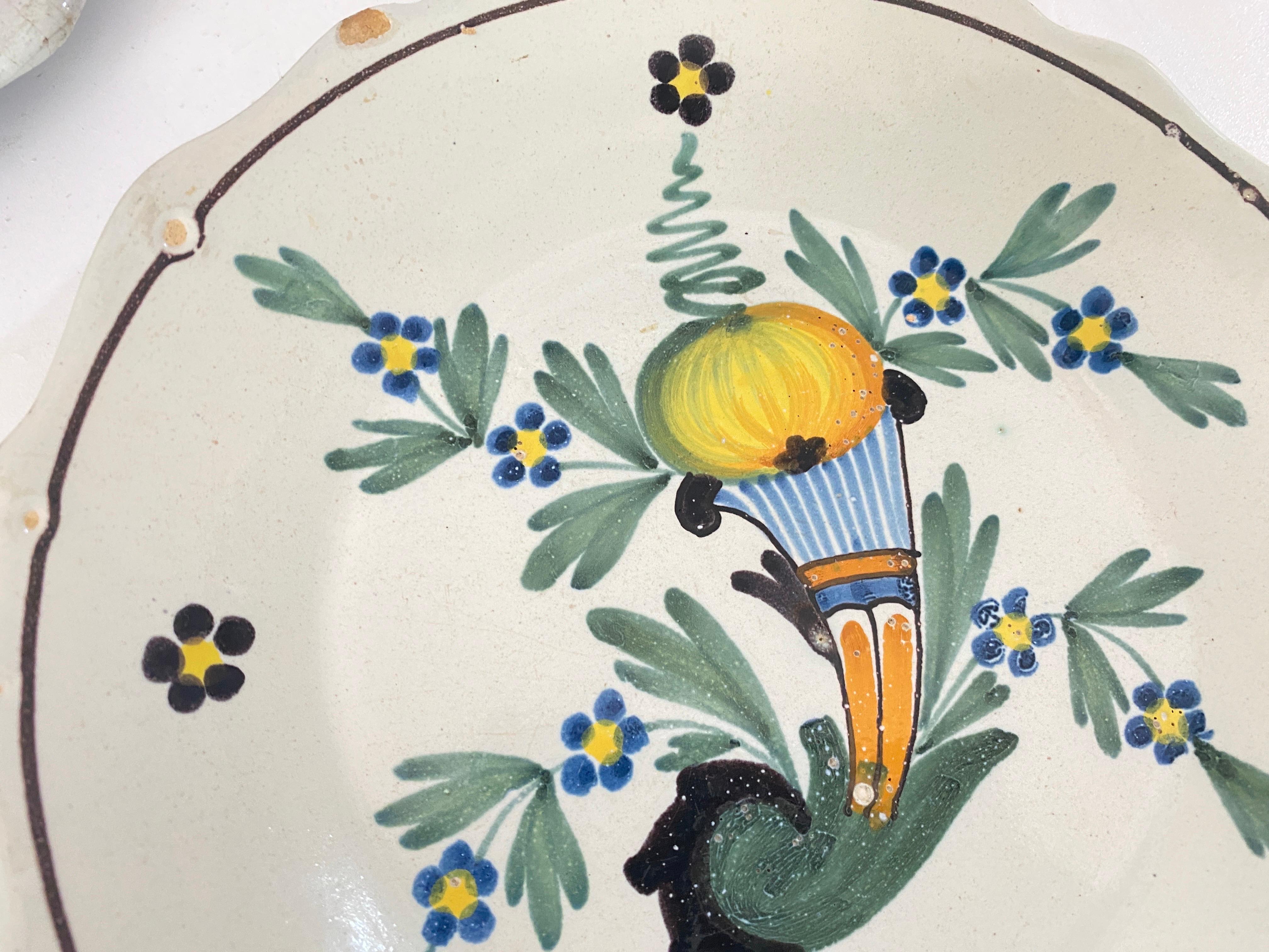 Plates in French Faïence Yellow and Green Color, 19th-18th Century Set of 2 In Good Condition For Sale In Auribeau sur Siagne, FR