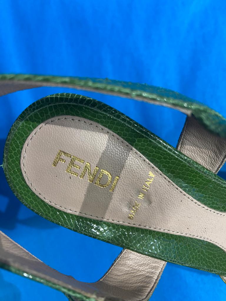 Platform sandal in bicolore green lezard Fendi  For Sale 1