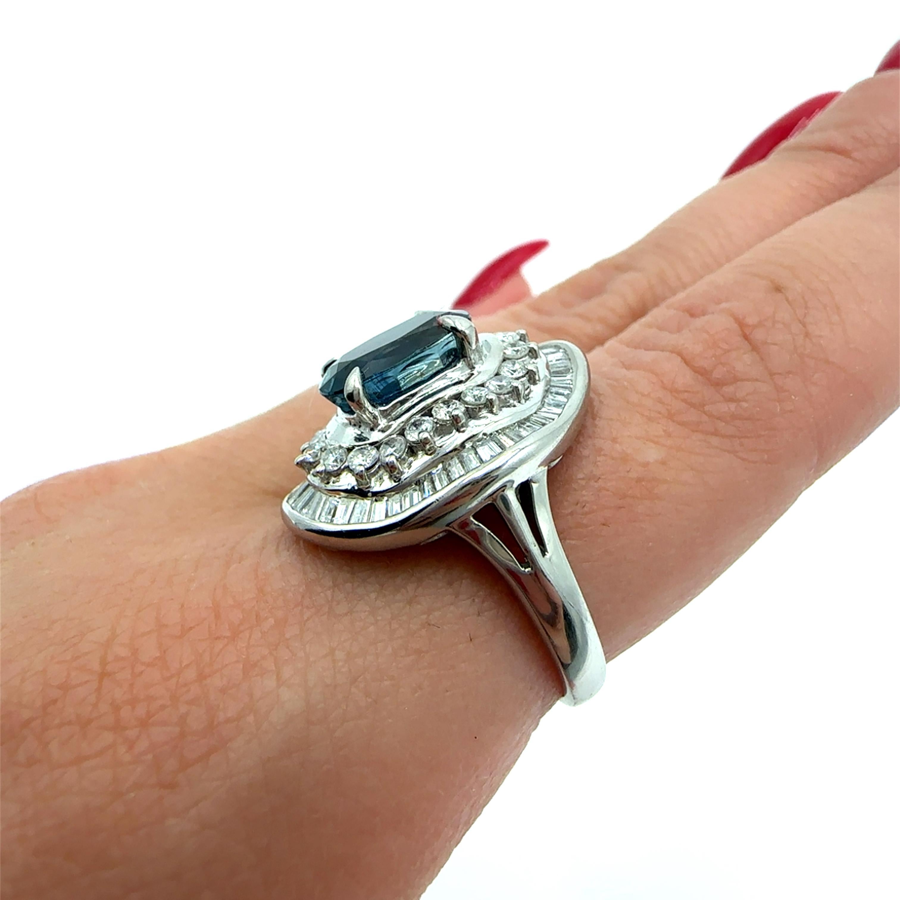 Platin 900 3.81 CTW Sapphire & Diamond Cocktail Ring For Sale 5