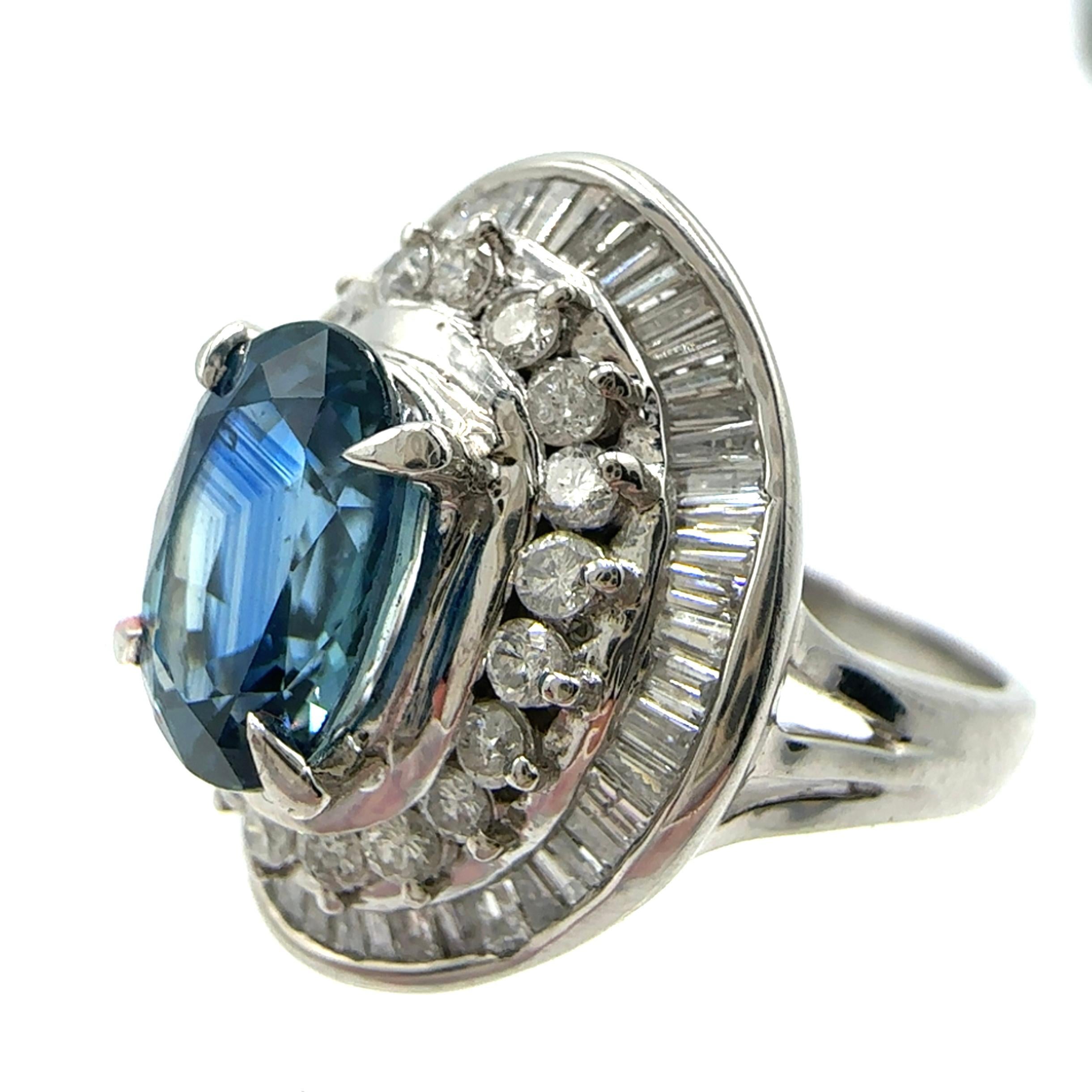 Platin 900 3.81 CTW Sapphire & Diamond Cocktail Ring In Good Condition For Sale In Lambertville, NJ