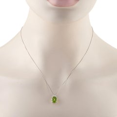 Platinum 0.09ct Diamond and Peridot Pendant Necklace MF09-041326