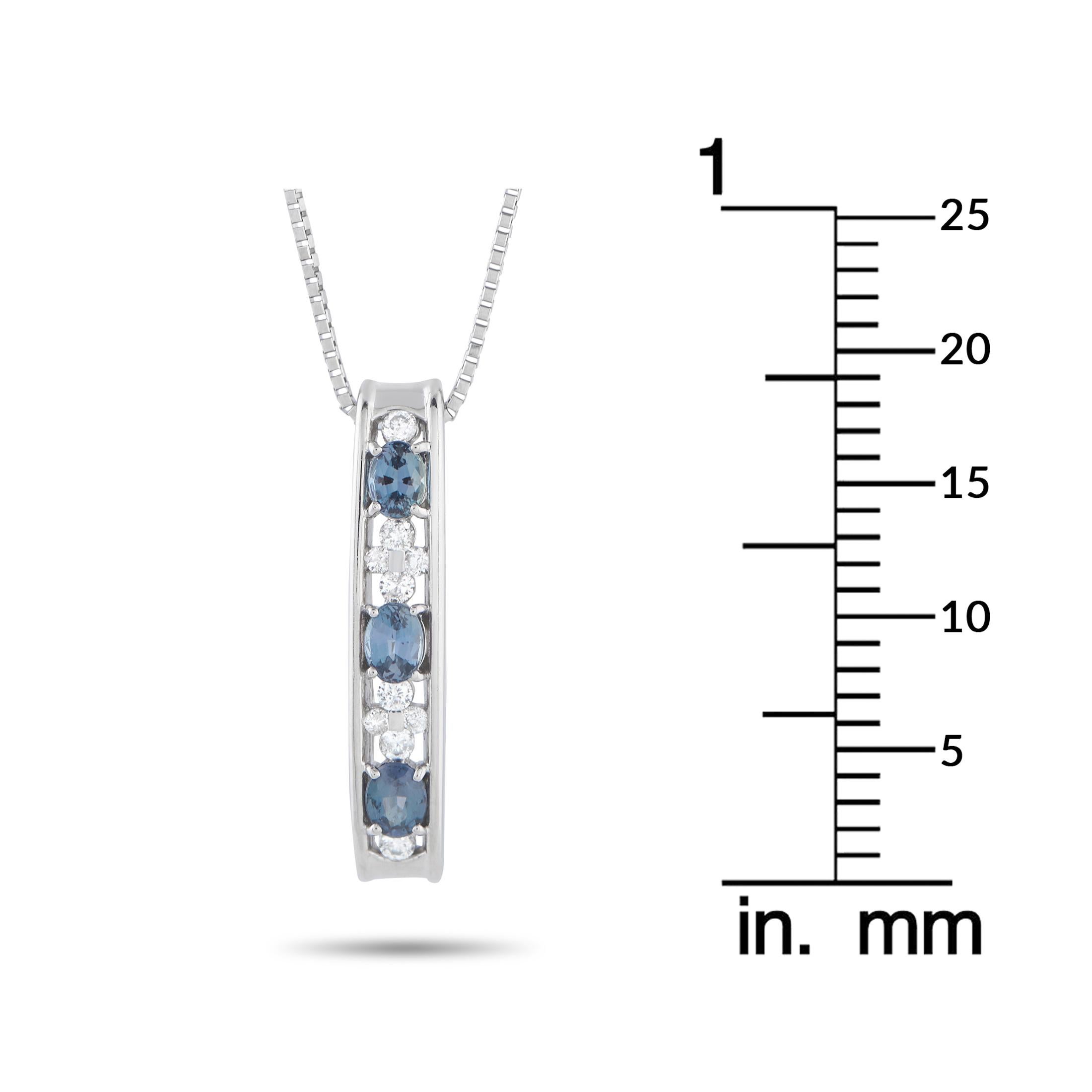 Round Cut Platinum 0.10ct Diamond and Alexandrite Bar Necklace MF11-101525 For Sale