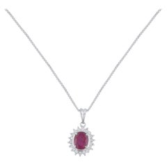 Collier en platine avec pendentif en diamant et rubis de 0,18 ct MF14-110525