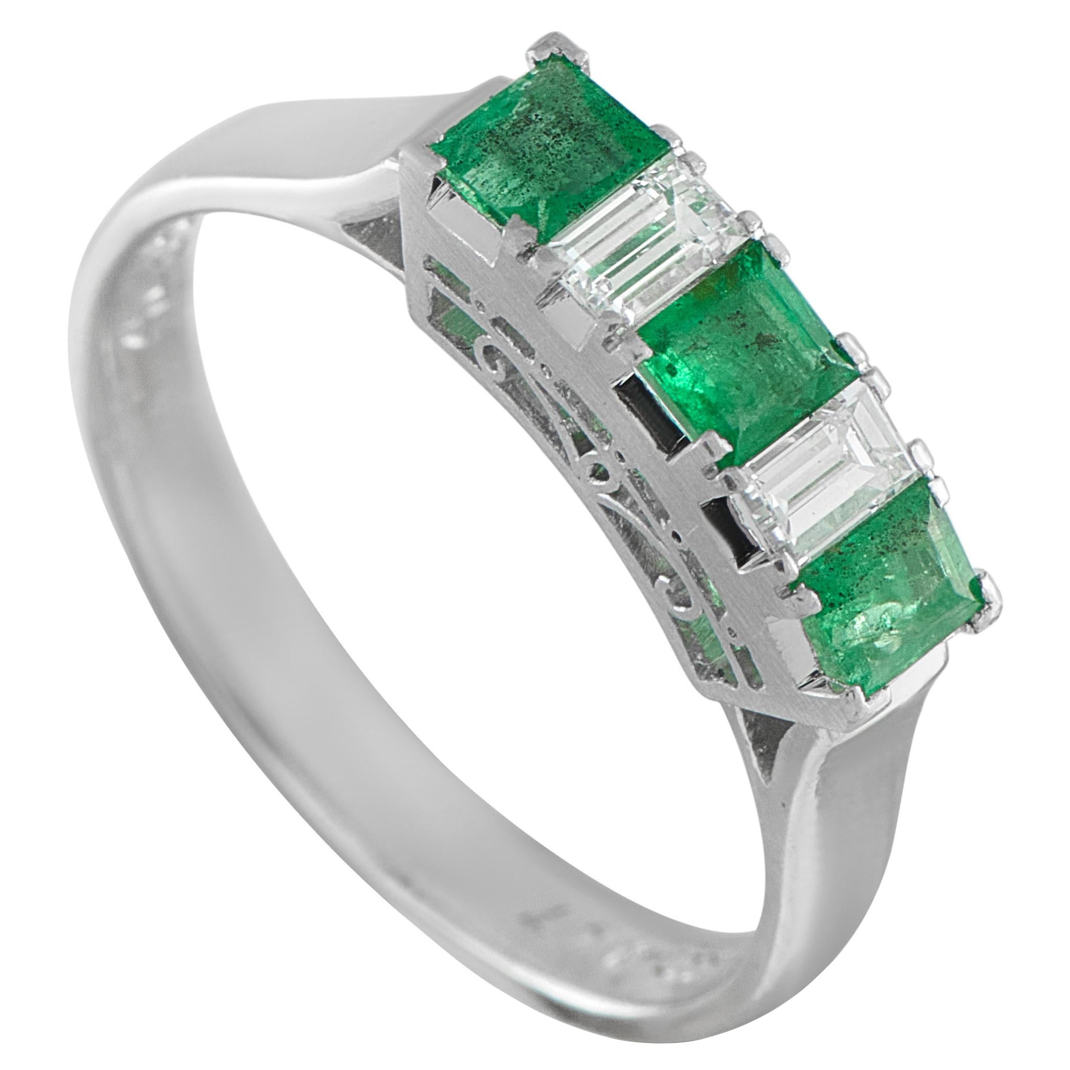 Platinum 0.23ct Diamond and Emerald Ring MF65-101625