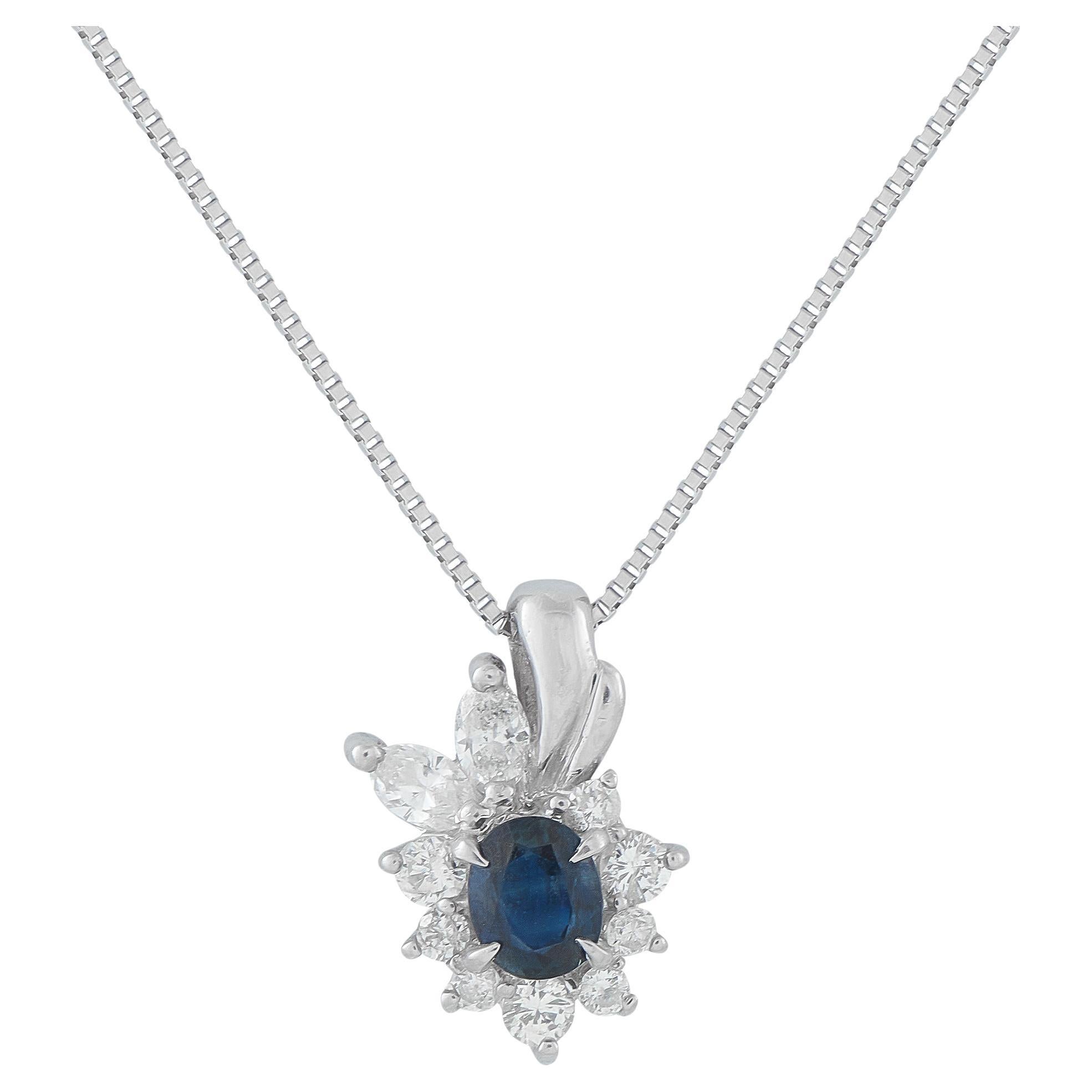 Collier en platine avec pendentif en diamant et alexandrite de 0,37ct MF24-011426 en vente