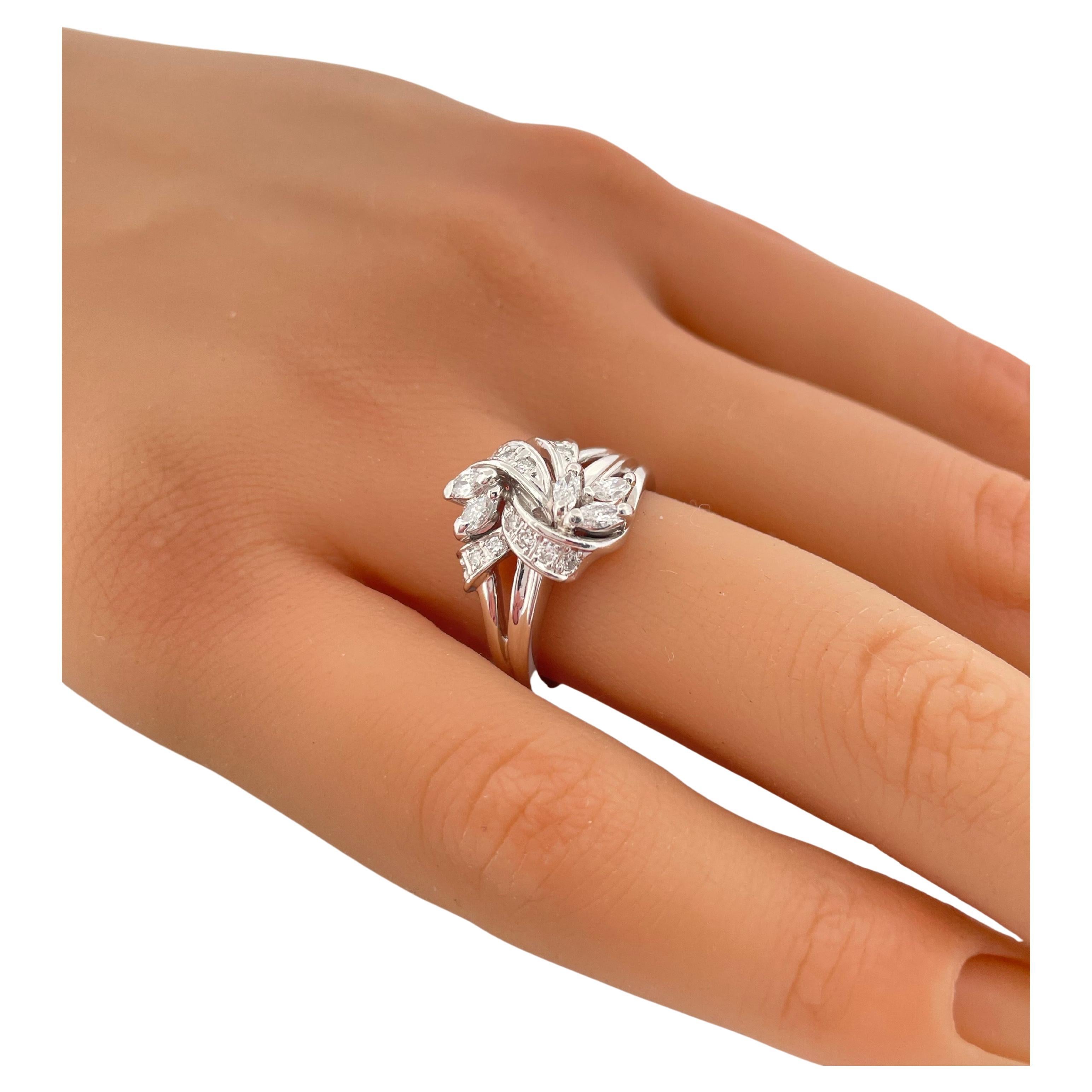 Bague en platine 0.43ctw F-G VS2-SI1 Diamond Ring Unisexe en vente