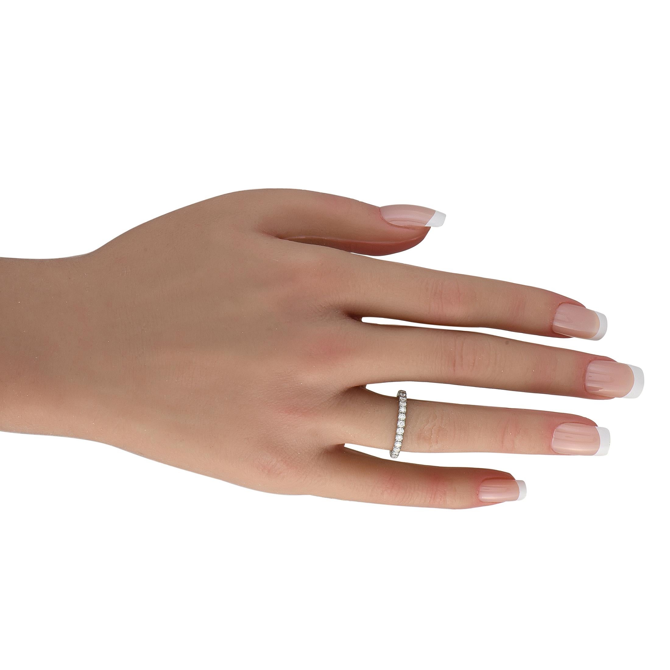 Taglio rotondo Anello a fascia in platino con diamante da 0.50 ct. in vendita