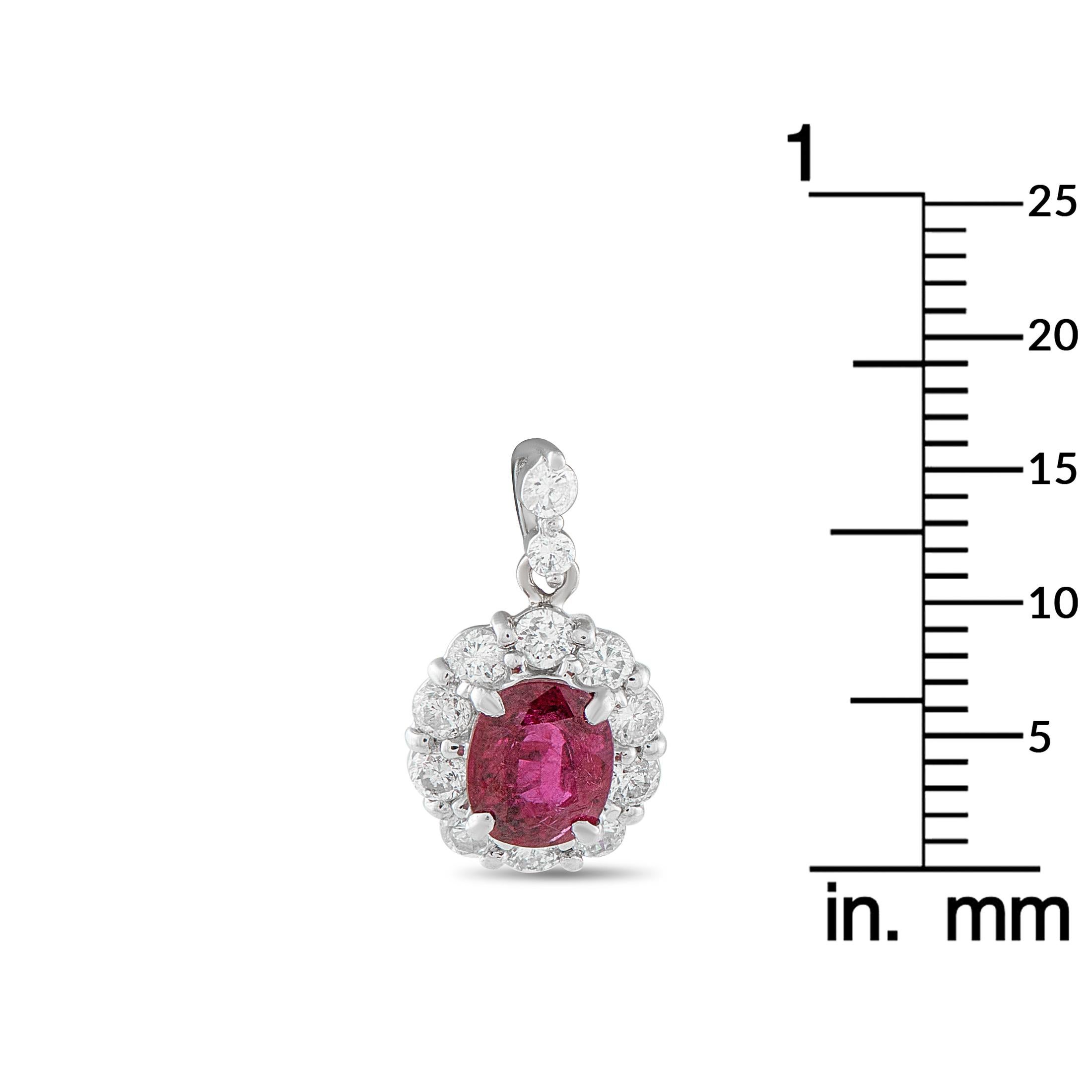 Taille ronde Platinum 0.52ct Diamond and Ruby Pendant MF23-110425 en vente
