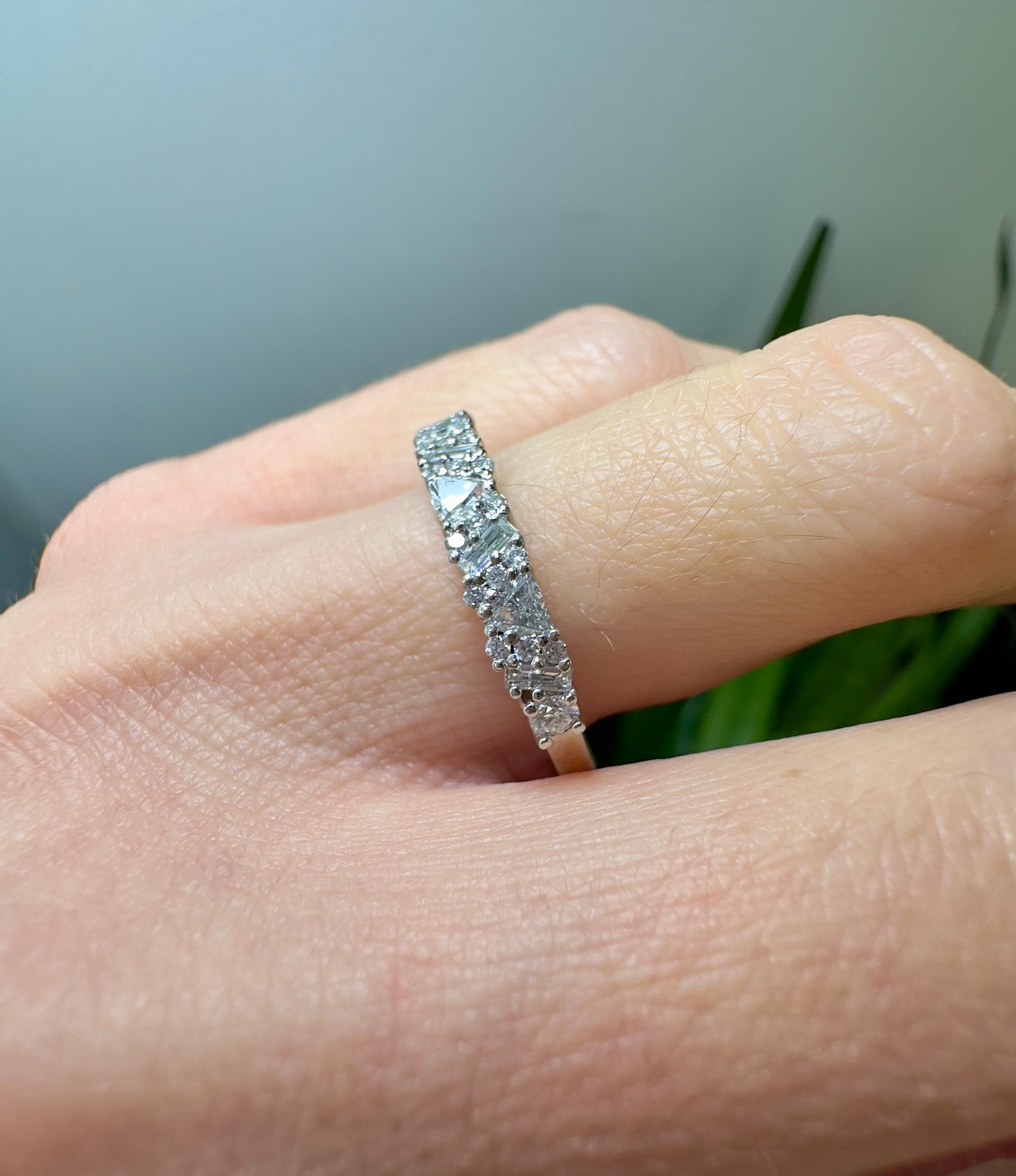 Women's Platinum 0.54 Carat Total Mixed Shaped Diamond Band For Sale