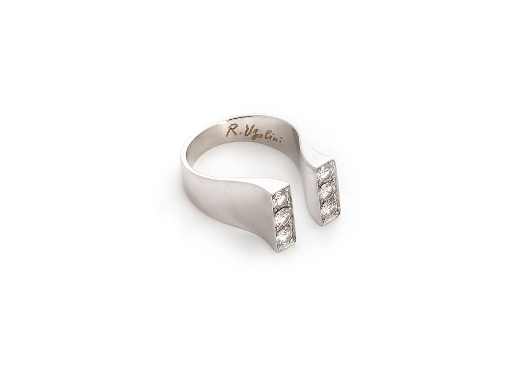 Platinum 0.54 Karat Brilliant Cut White Diamonds Magnet Engagement Design Ring For Sale 3