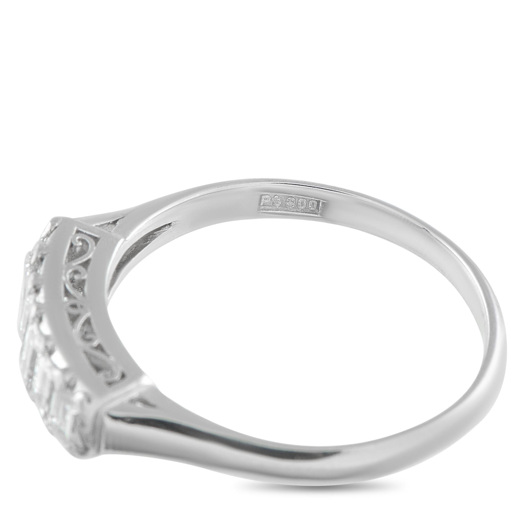 Platinum 0.54ct Diamond Ring MF38-110425 en Excelente estado para la venta en Southampton, PA