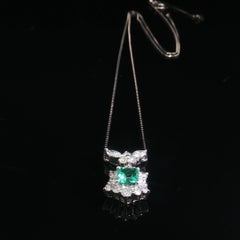 Platinum 0.57ct Colombian Emerald + 0.95ct Diamond Pendant Necklace 17.5''