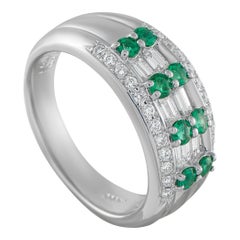 Platinum 0.66ct Diamond and Emerald Ring MF19-110525