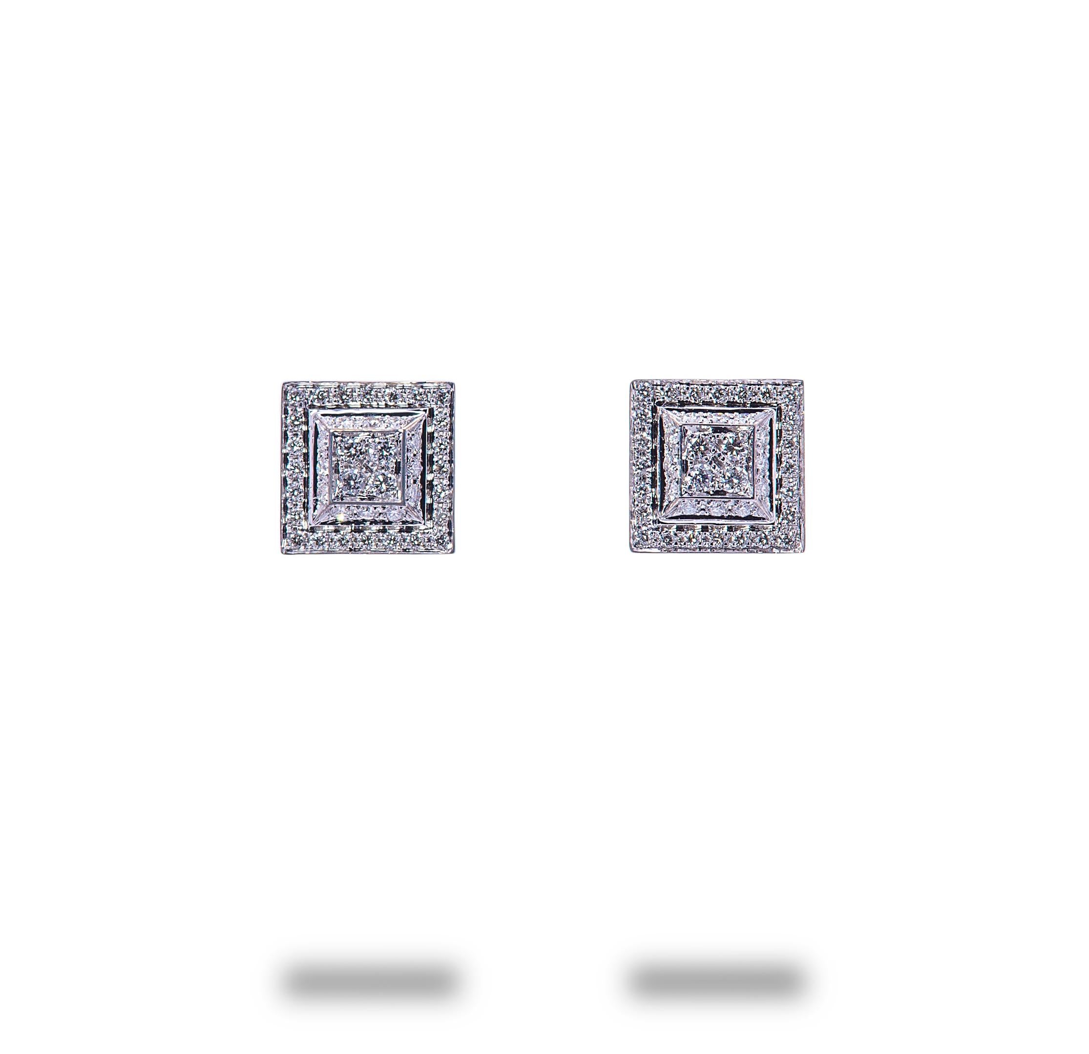 Platinum 0.80 Carat G color VS1 White Diamonds Square Handcrafted Stud Earrings For Sale 1