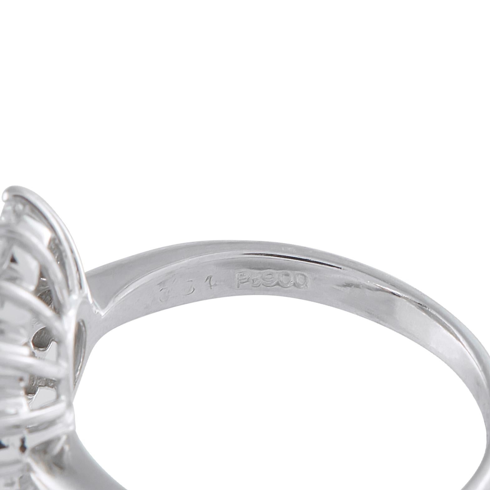 Platinum 0.80ct Diamond and Baby Blue Sapphire Ring MF07-101625 en Excelente estado para la venta en Southampton, PA