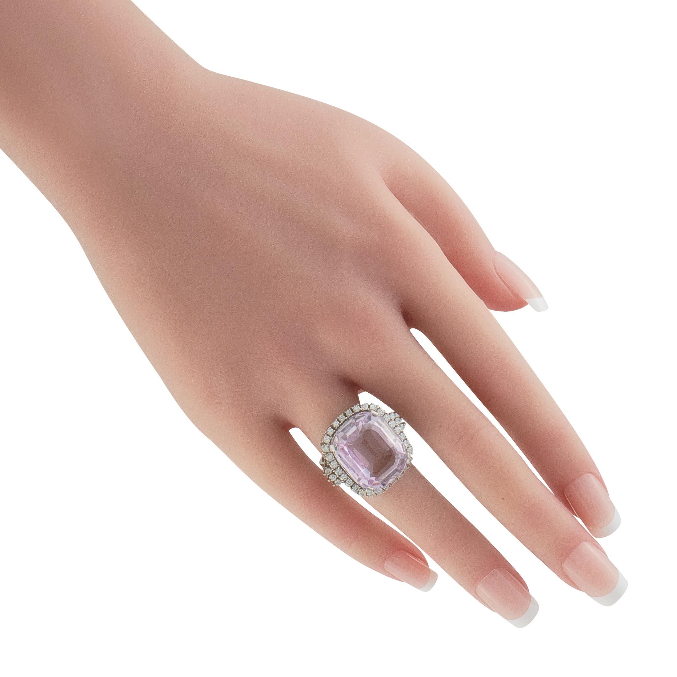 Platinum 0.80ct Diamond and Kunzite Ring MF05-101625 Corte redondo en venta