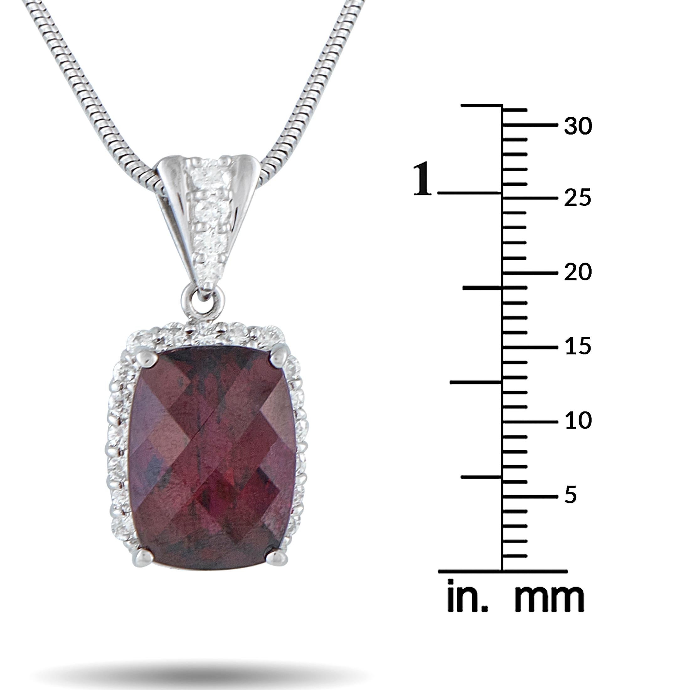 Platinum 0.80ct Diamond and Rhodolite Garnet Pendant Necklace MF46-101525 Excellent état - En vente à Southampton, PA