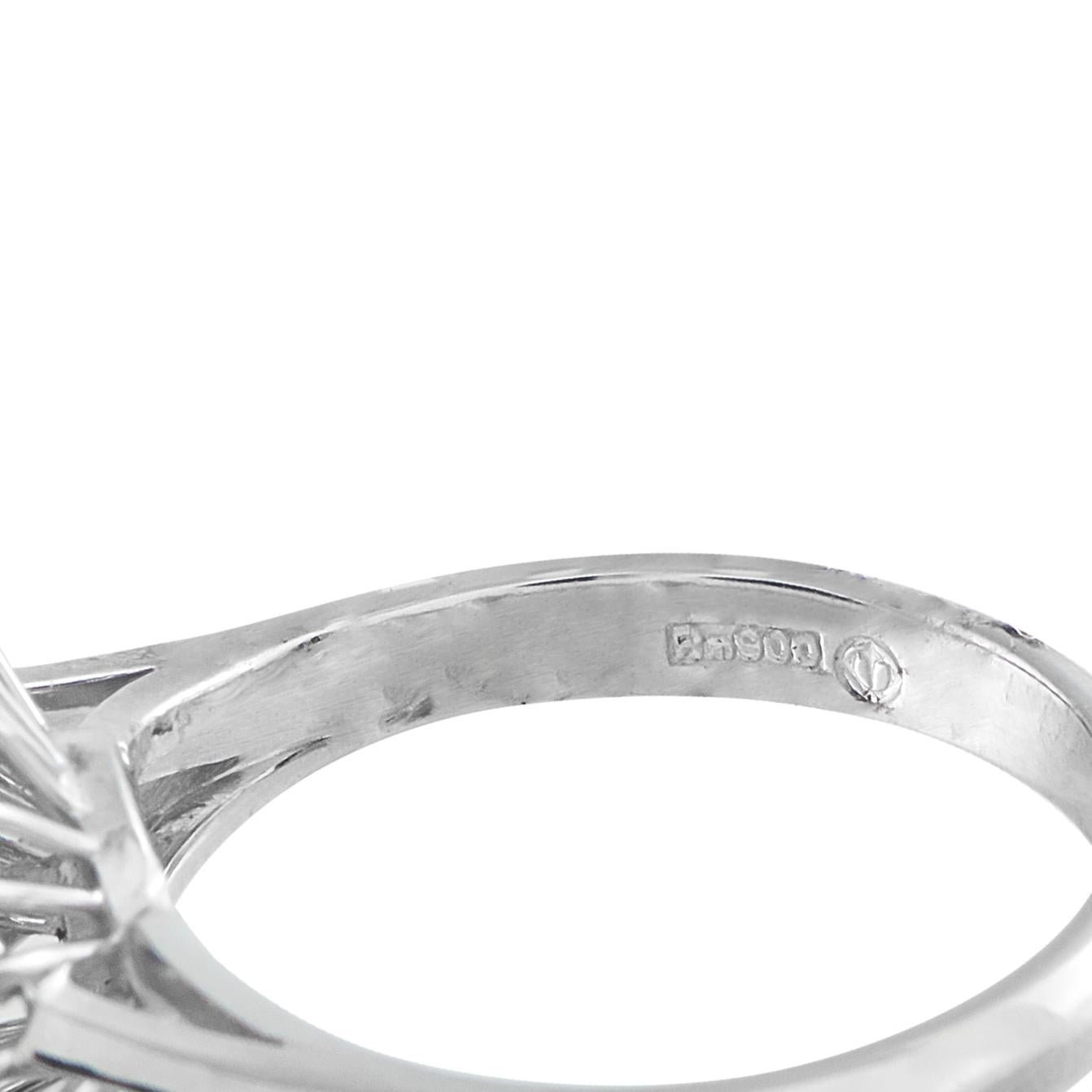 Platinum 0.82ct Diamond and Sapphire Ring MF26-101625 im Zustand „Hervorragend“ im Angebot in Southampton, PA