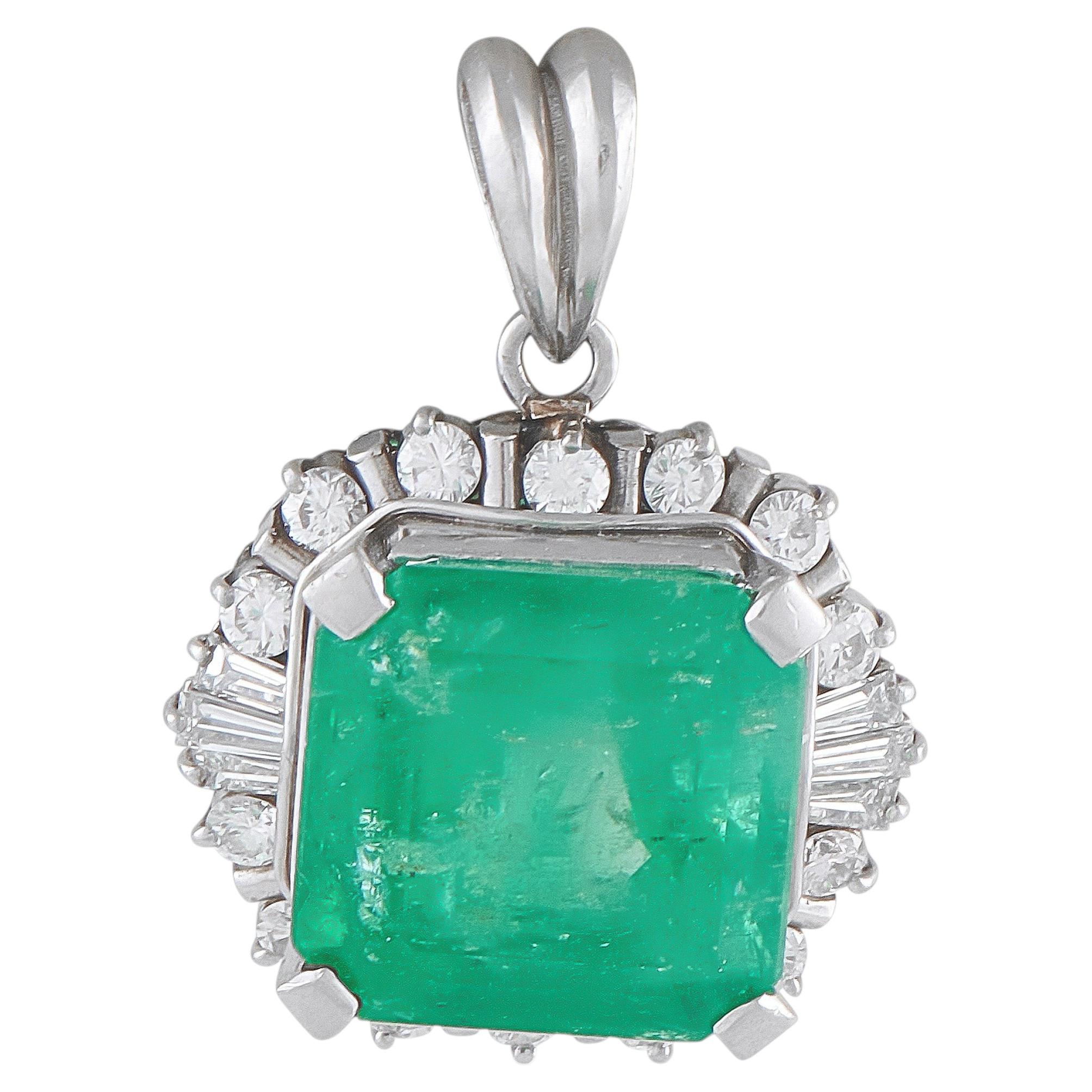 Platinum 0.84ct Diamond and Emerald Pendant MF40-050726 For Sale
