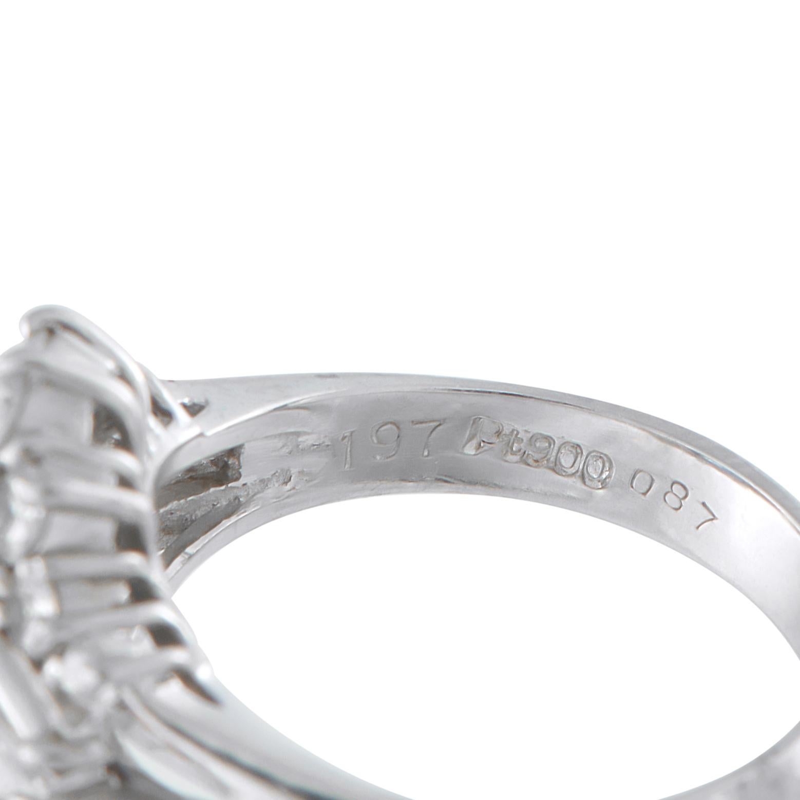 Platinum 0.87ct Diamond and Sapphire Ring MF25-101625 im Zustand „Hervorragend“ im Angebot in Southampton, PA