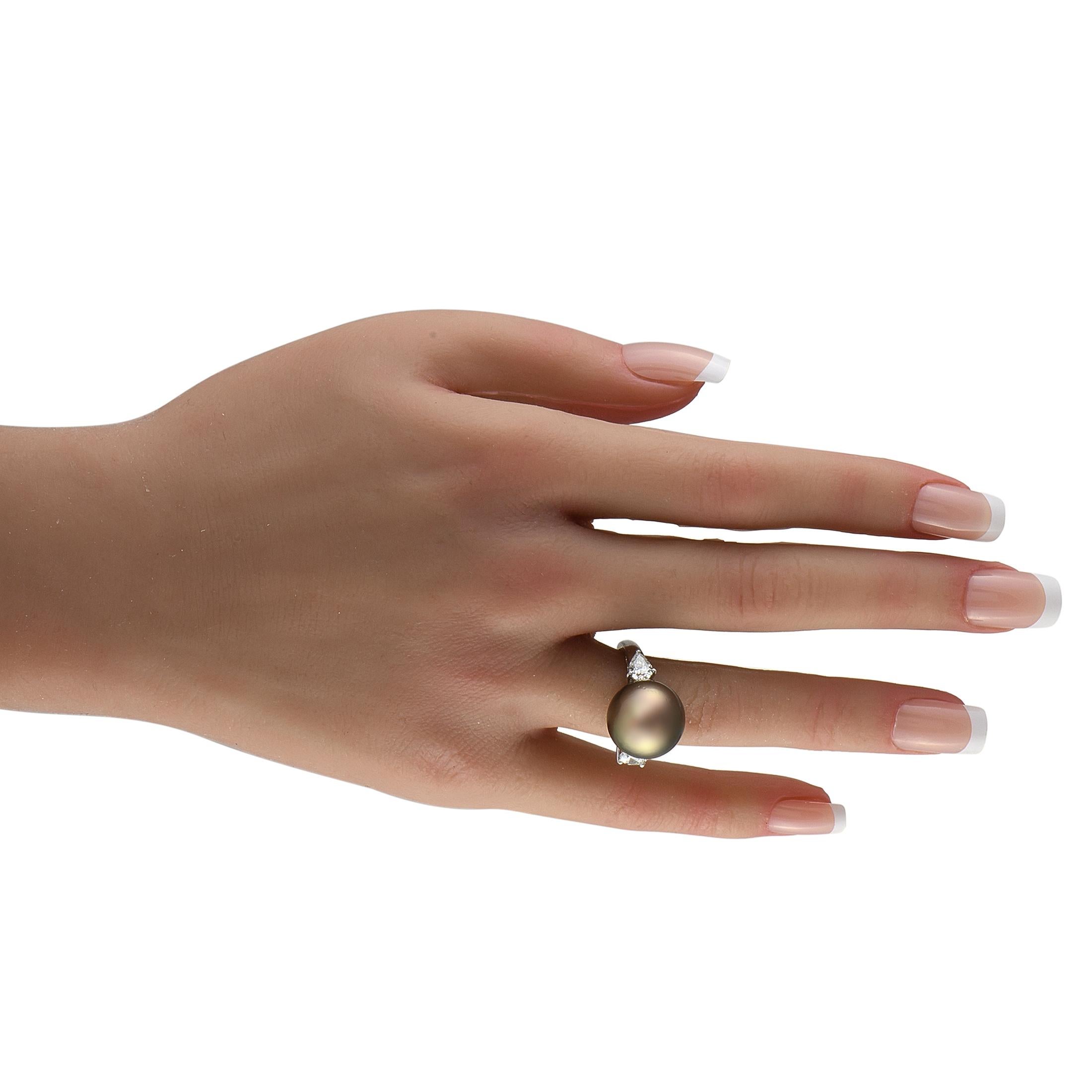 Anillo de platino con diamantes y perlas de 0,88 ct Corte mixto en venta