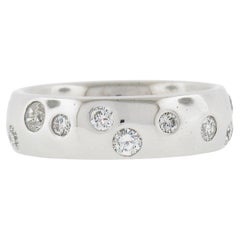 Platin 0,90 Karat runder Burnish Set Diamant 5,5 mm polierter Eternity-Ring