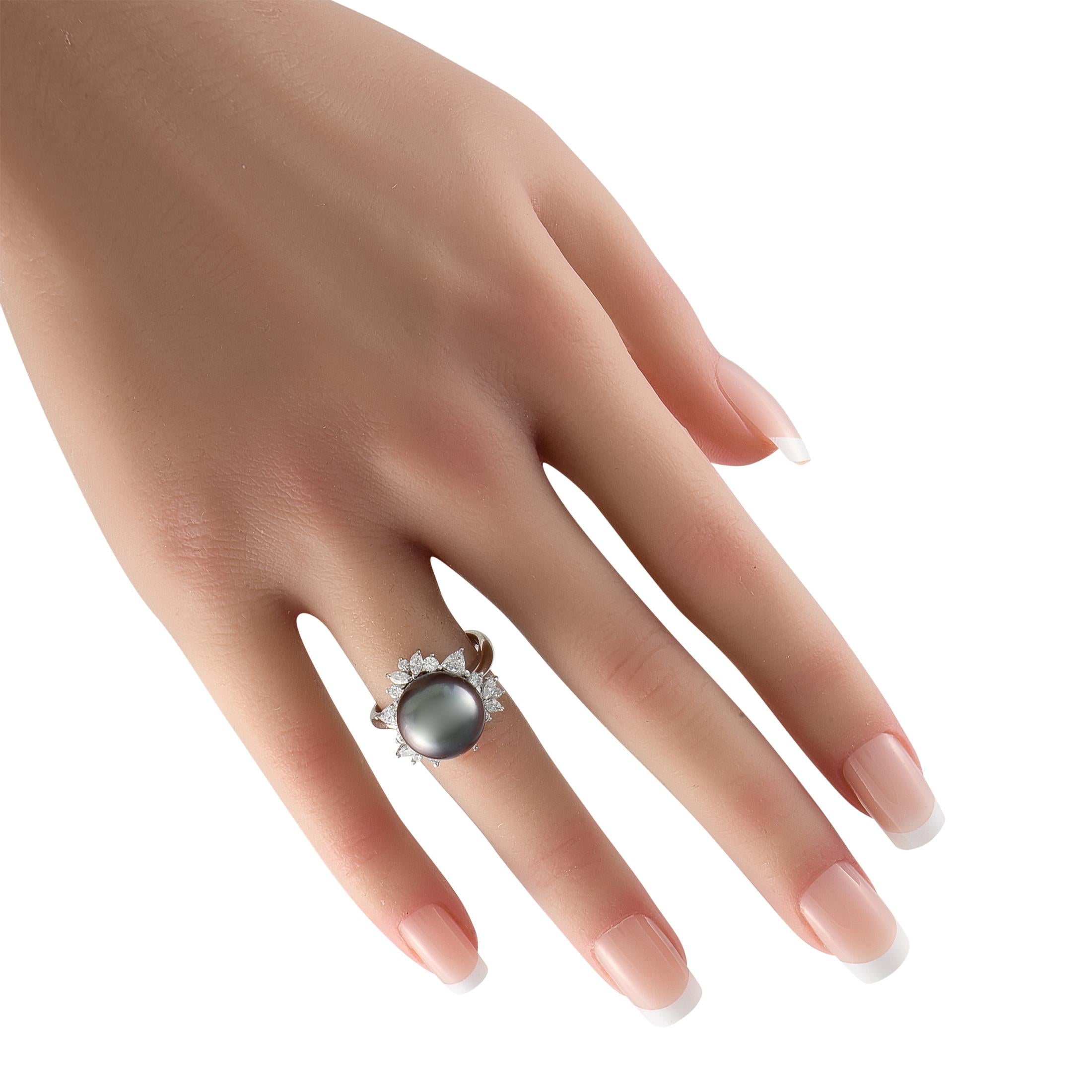 Anillo de platino con diamantes y perlas de 0,95 ct Corte marquesa en venta