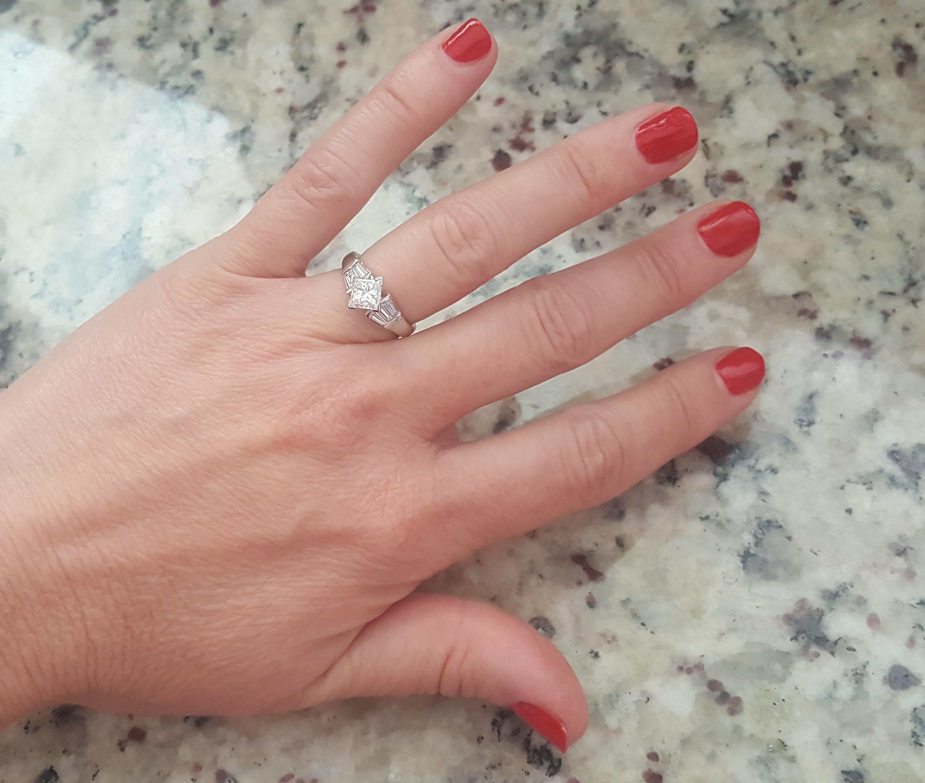 Platinum 1.00 Carat GIA Certified Princess Cut Diamond Ring with Baguette In New Condition In San Diego, CA