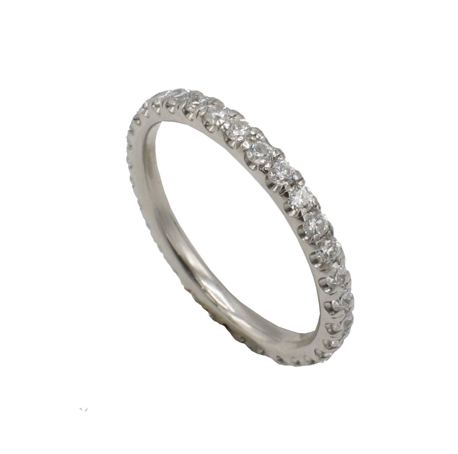 Modern Platinum 1.00 Carat Natural Diamond Eternity Band Wedding Ring For Sale