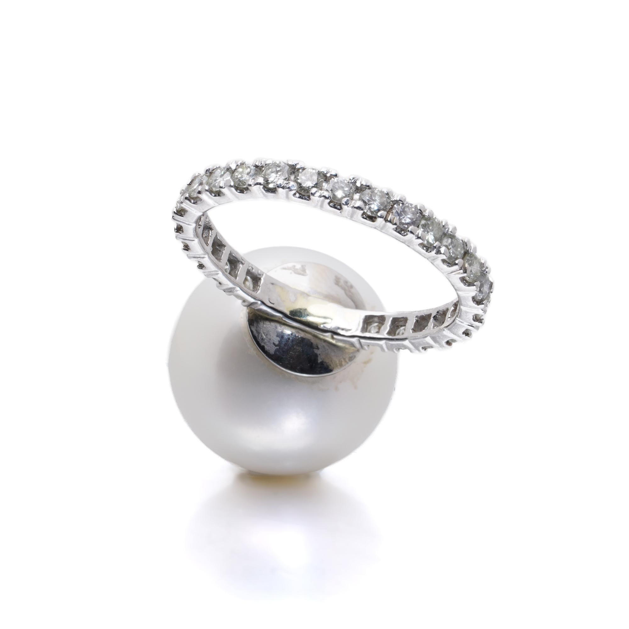 Women's Platinum 1.00 ct. round brilliant diamond and Cultured SaltwaterPearl Ring For Sale