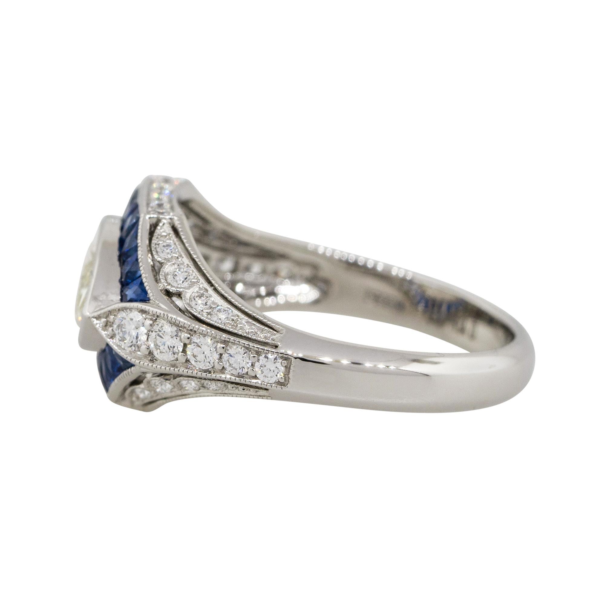Platinum 1.01 Carat Marquise Diamond Center Sapphire Ring Platinum in Stock In Excellent Condition For Sale In Boca Raton, FL