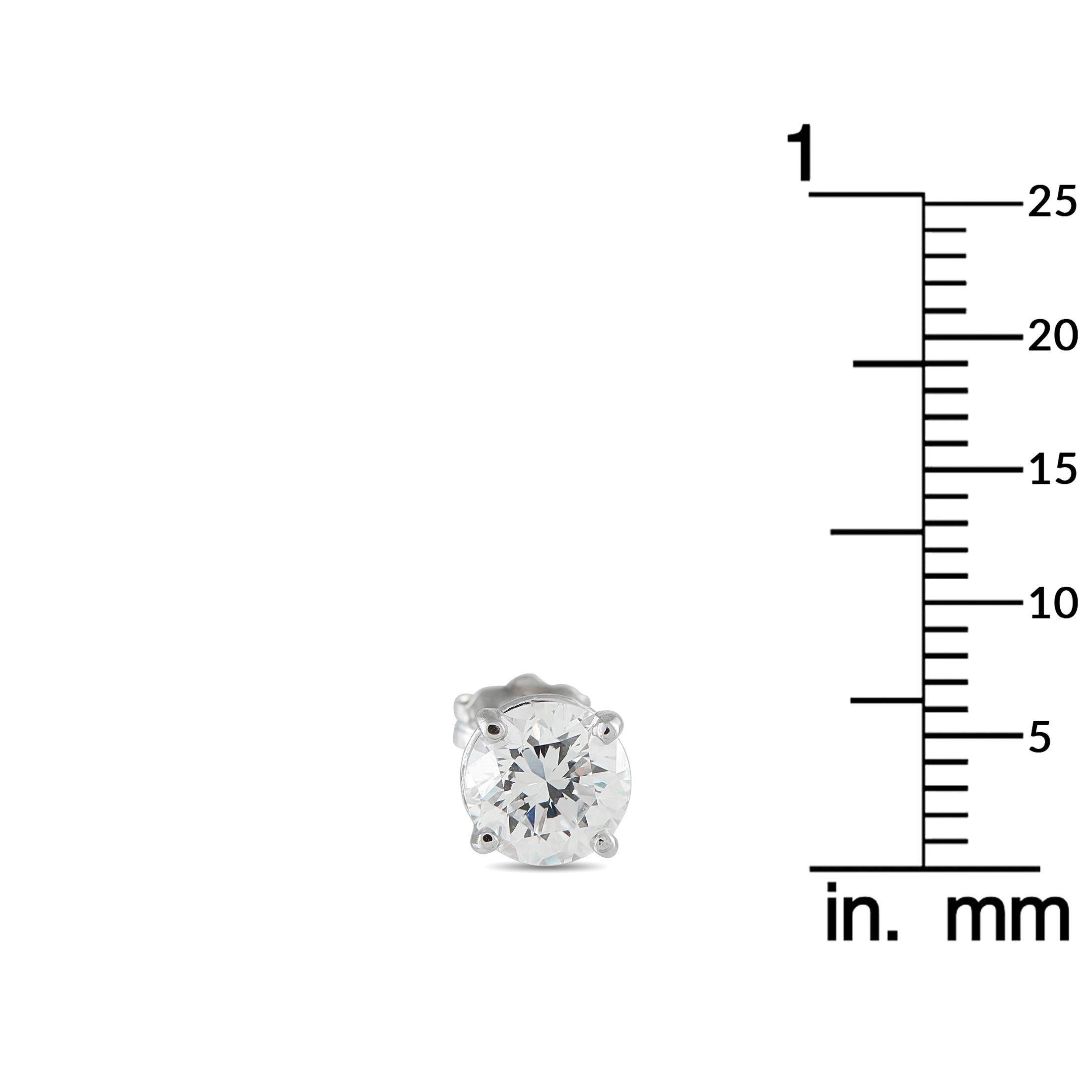 Boucles d'oreilles en platine avec 1,01ct de diamant MF12-070125 Excellent état - En vente à Southampton, PA