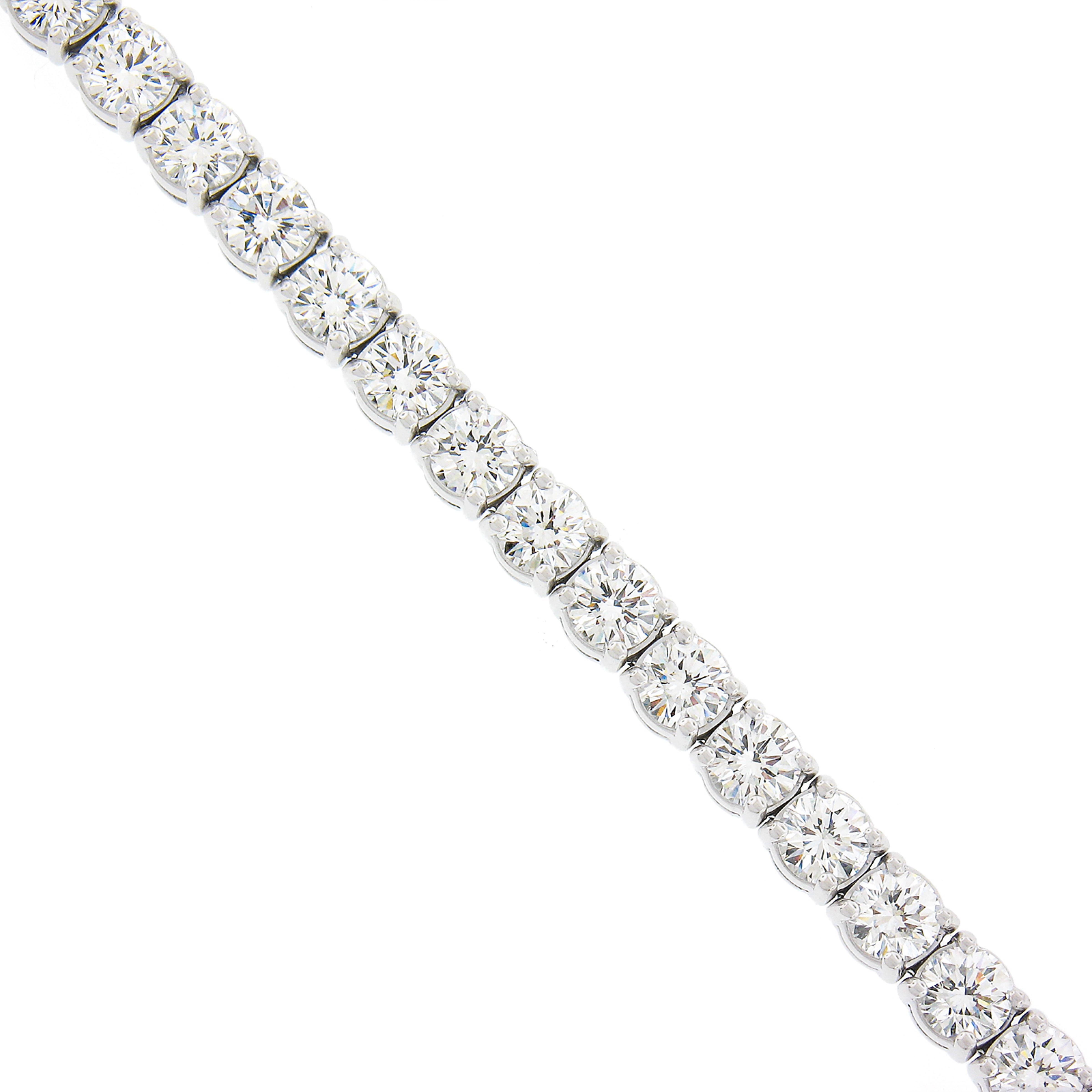 Platinum 10.71ctw 39 Round Large VVS E Diamond Line Tennis Statement Bracelet In New Condition In Montclair, NJ