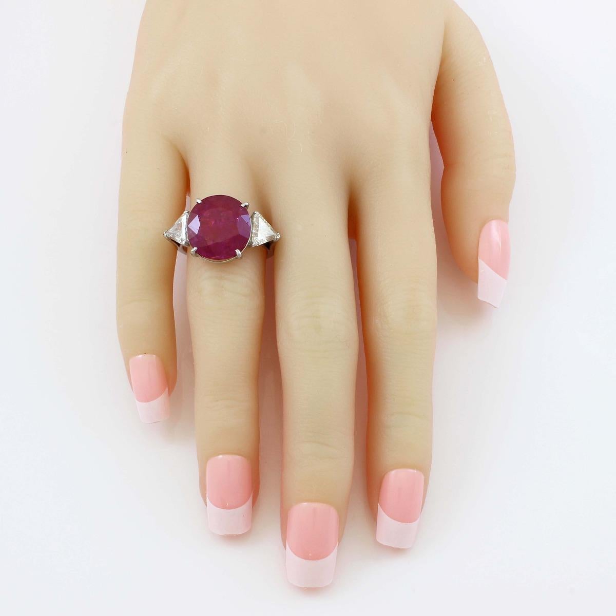 Platinum 11 Carat Natural Unheated Ruby and Diamond Cocktail Ring For Sale 1