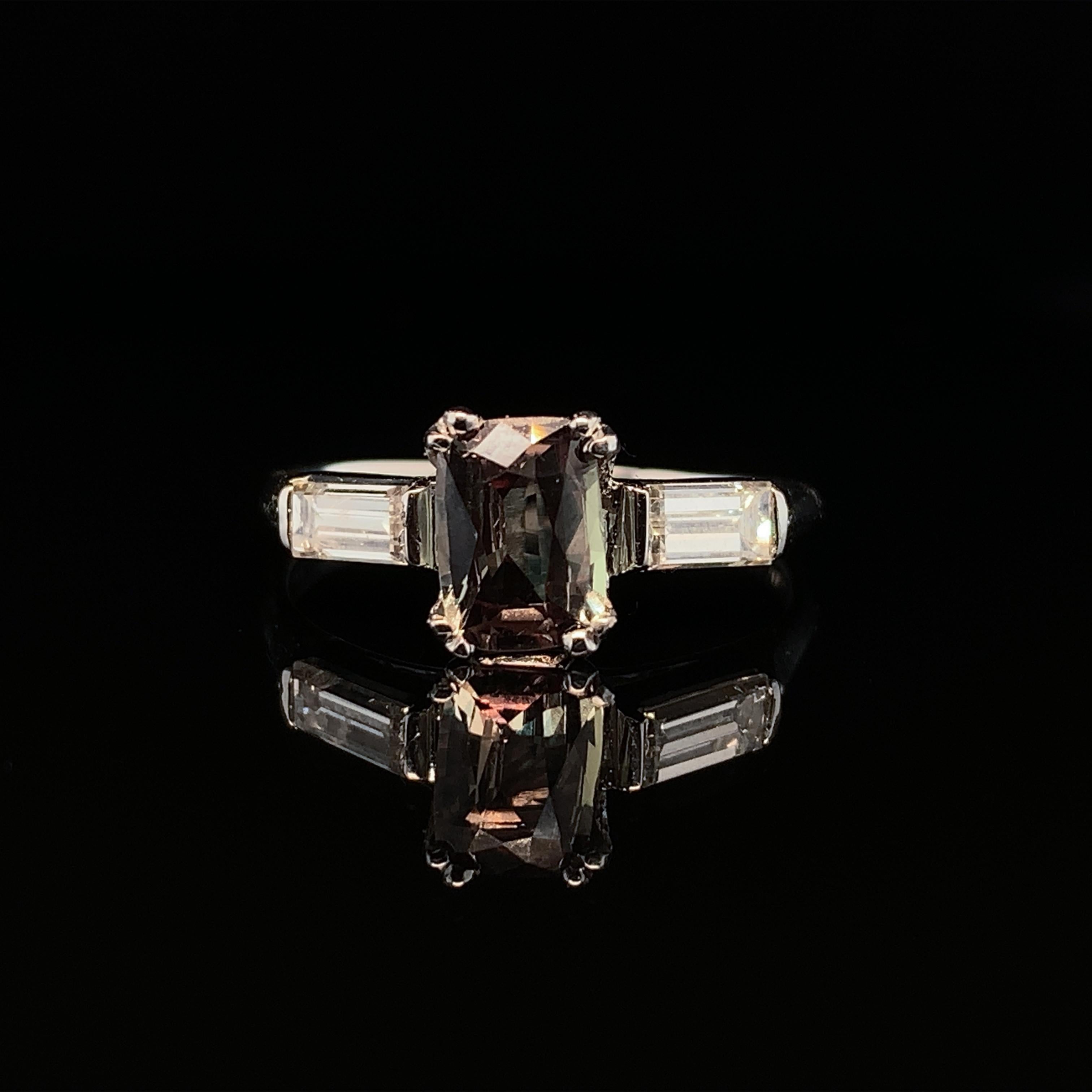 Platin 1,13 Karat natürlicher Alexandrit Ring mit GIA-Bericht 2